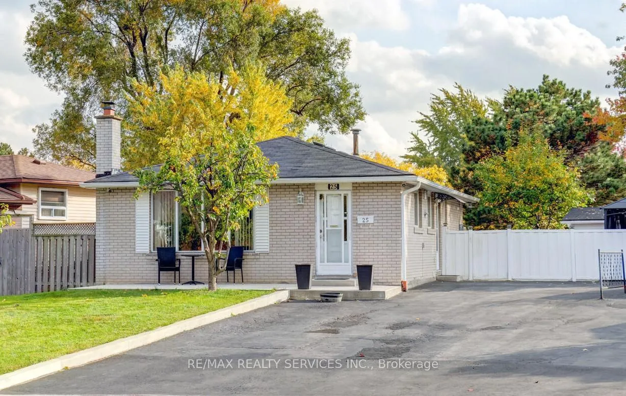 Photo 1 of 25 Finchley Crescent, Brampton, Southgate — HOMEH