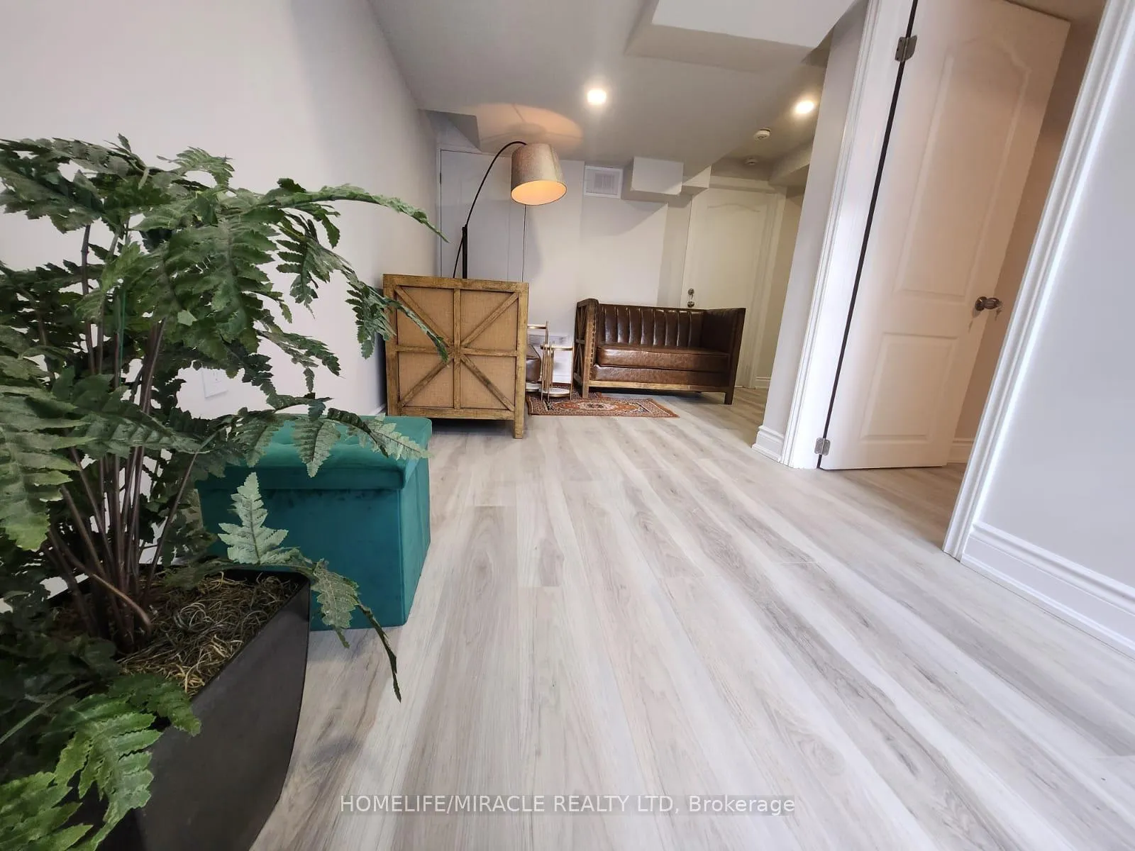 Photo 4 of 128 Monte Carlo Drive, Vaughan, Sonoma Heights — HOMEH