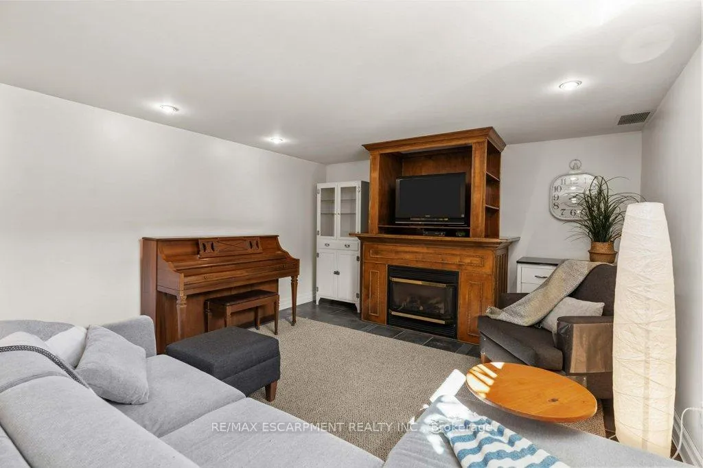 Photo 40 of 578 Millgrove Side Road, Hamilton, Rural Flamborough — HOMEH