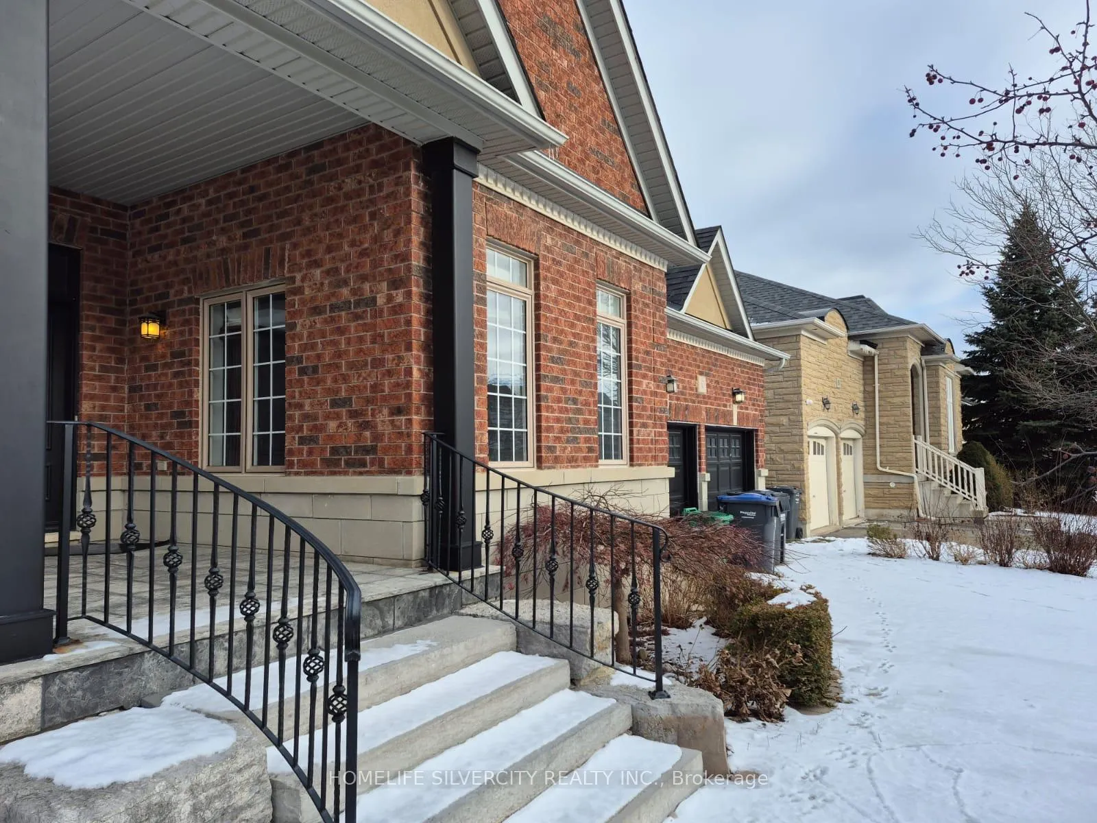 Photo 2 of Unit Main, 17 Odeon Street, Brampton, Vales of Castlemore North — HOMEH