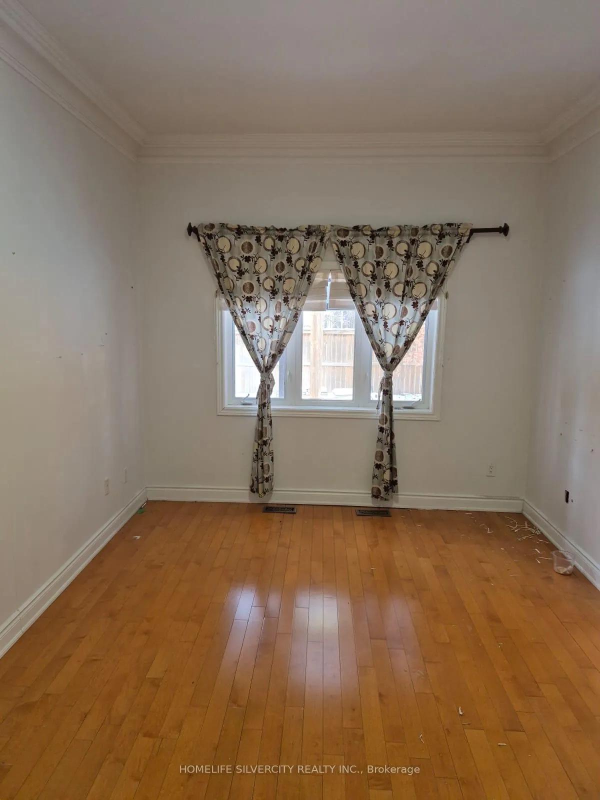 Photo 7 of Unit Main, 17 Odeon Street, Brampton, Vales of Castlemore North — HOMEH