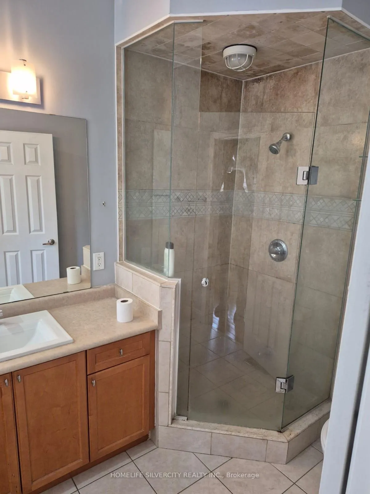Photo 9 of Unit Main, 17 Odeon Street, Brampton, Vales of Castlemore North — HOMEH