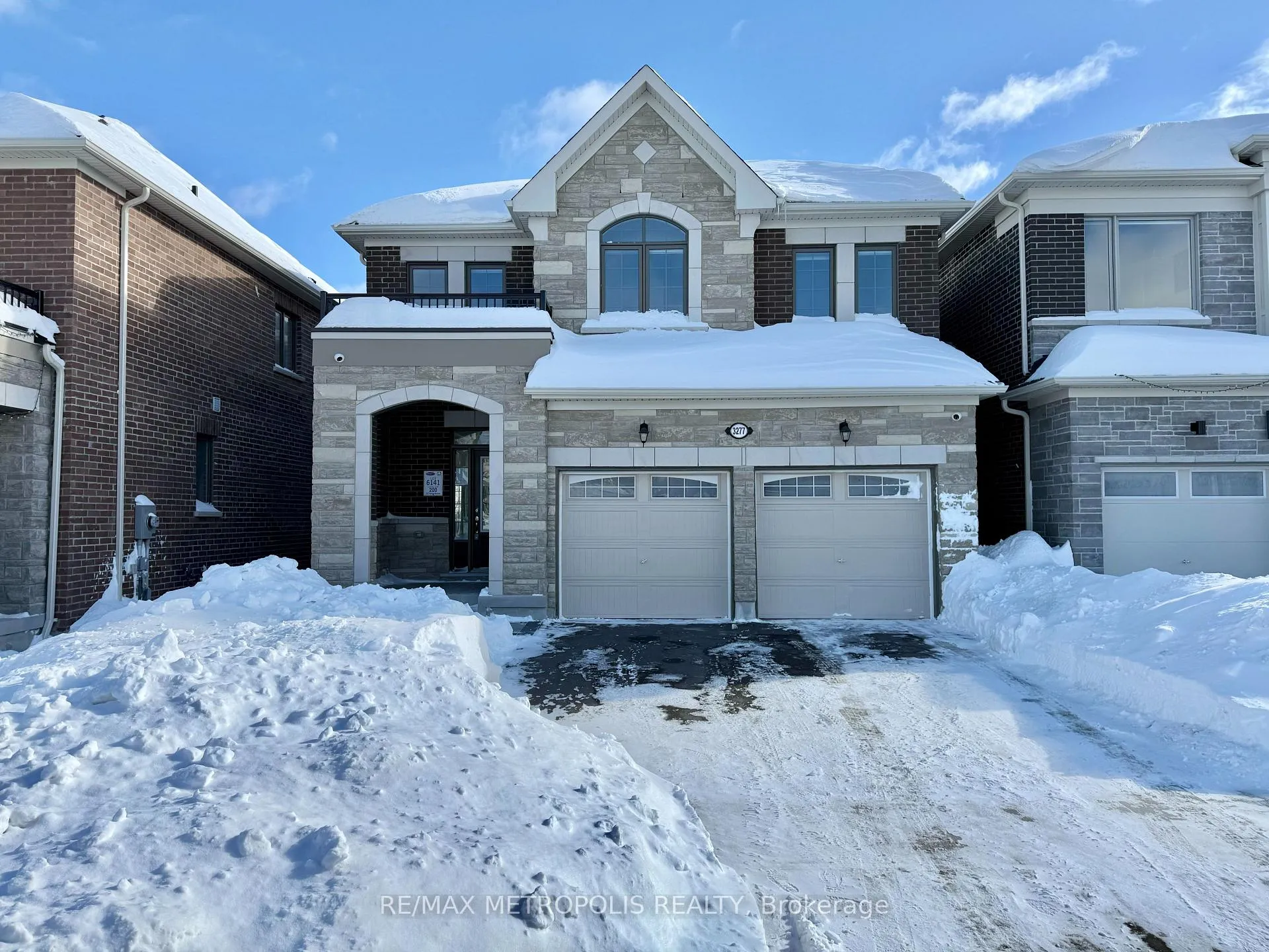 Front of Unit Main, 3277 Turnstone Boulevard