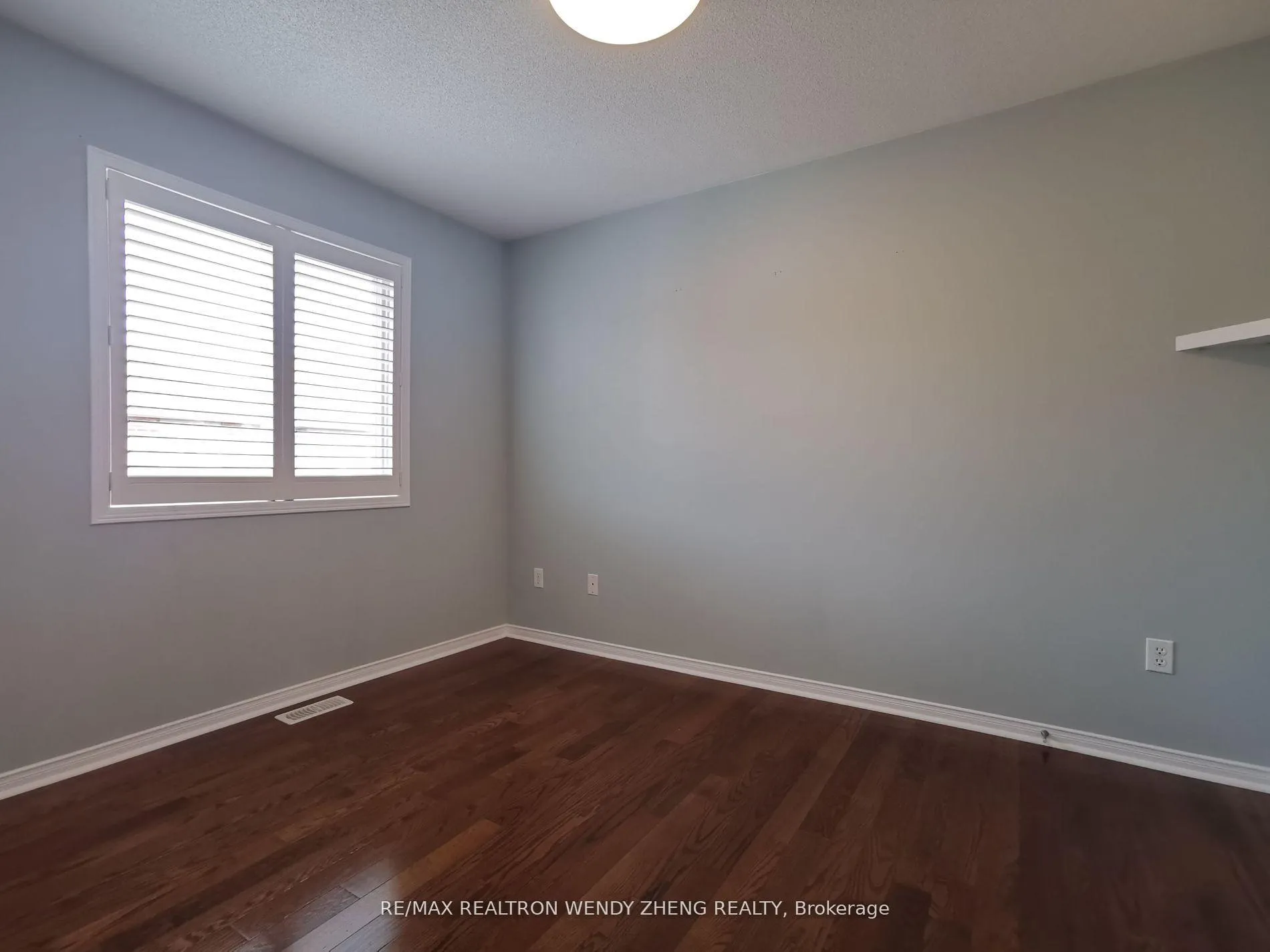 Photo 14 of 21 Thornbush Boulevard, Brampton, Northwest Brampton — HOMEH
