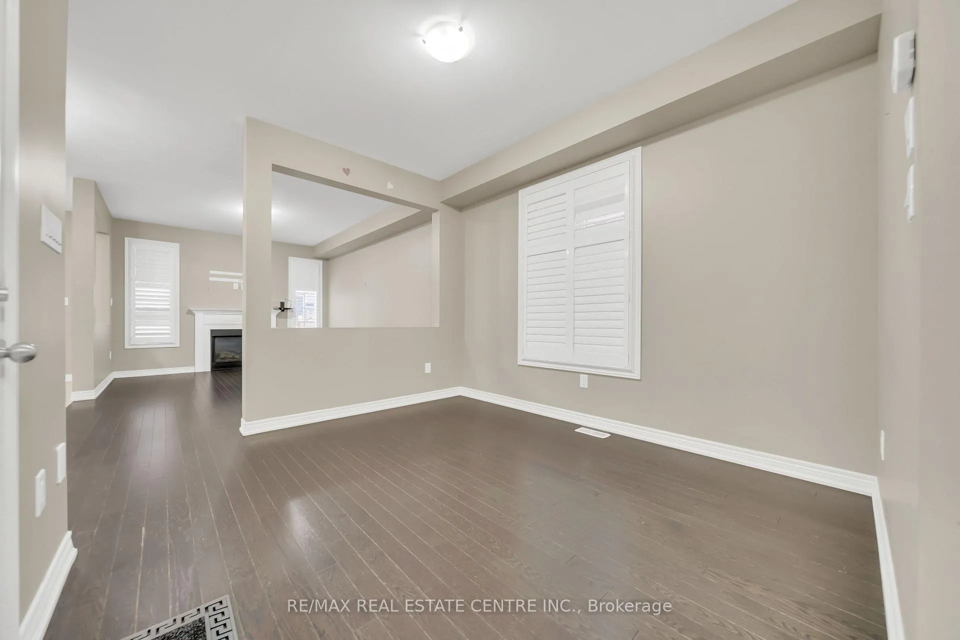 Photo 7 of 81 Vezna Crescent, Brampton, Credit Valley — HOMEH