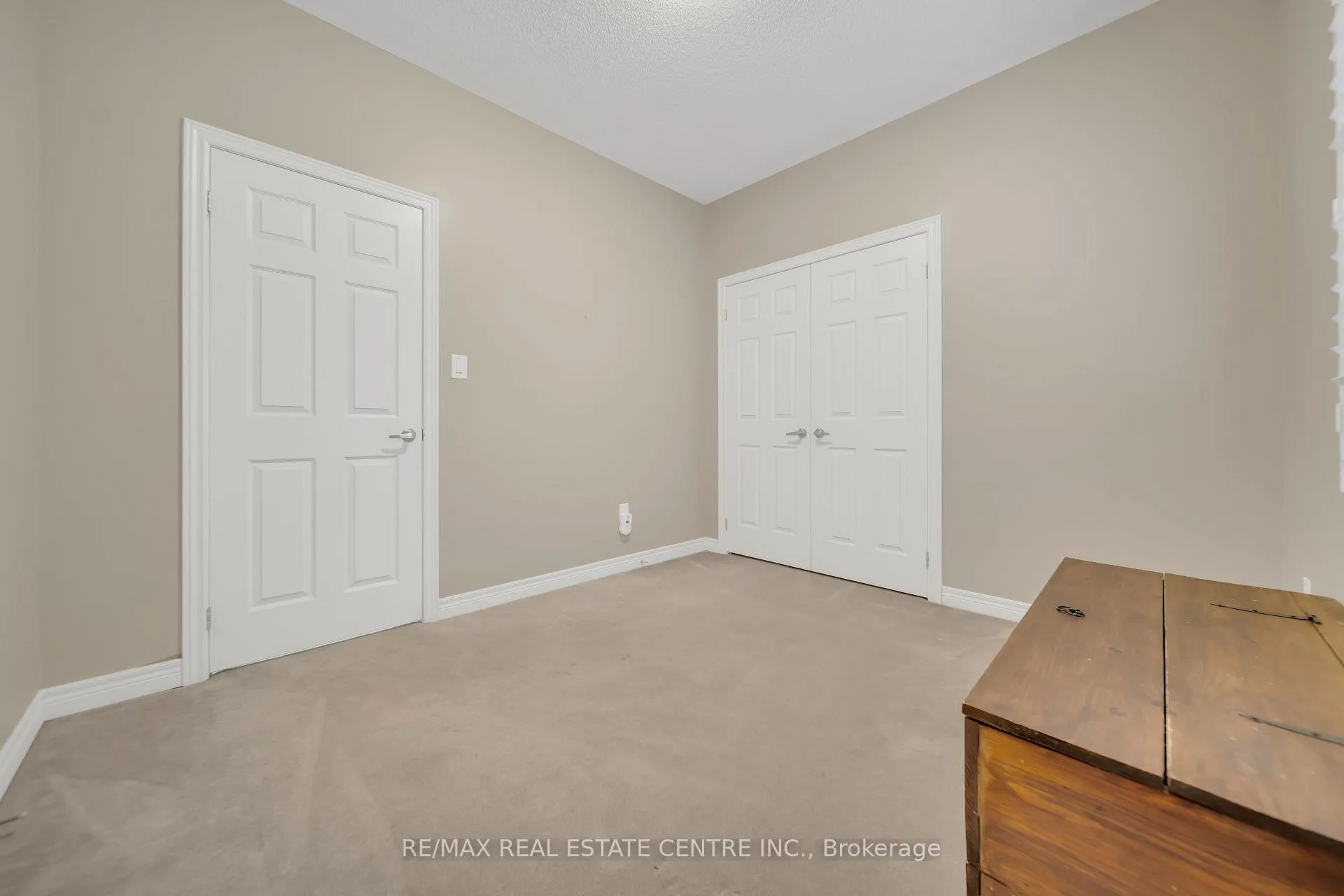 Photo 28 of 81 Vezna Crescent, Brampton, Credit Valley — HOMEH