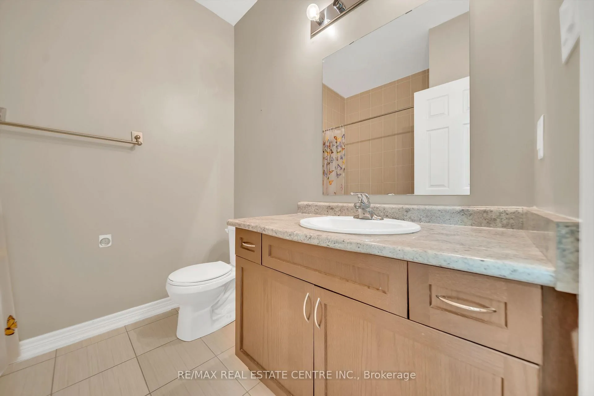 Photo 30 of 81 Vezna Crescent, Brampton, Credit Valley — HOMEH