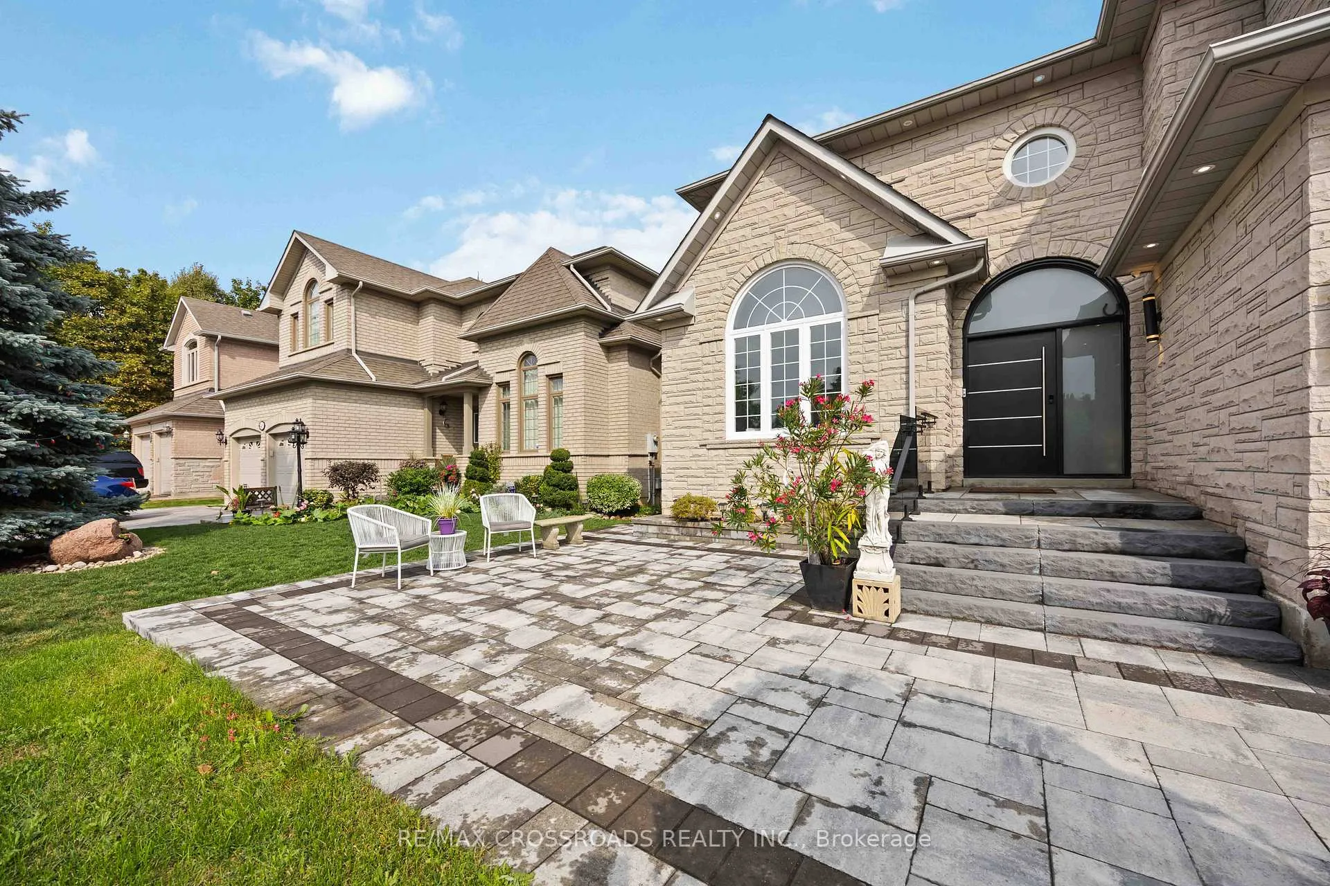 Photo 5 of 50 Grandlea Crescent, Markham, Rouge Fairways — HOMEH