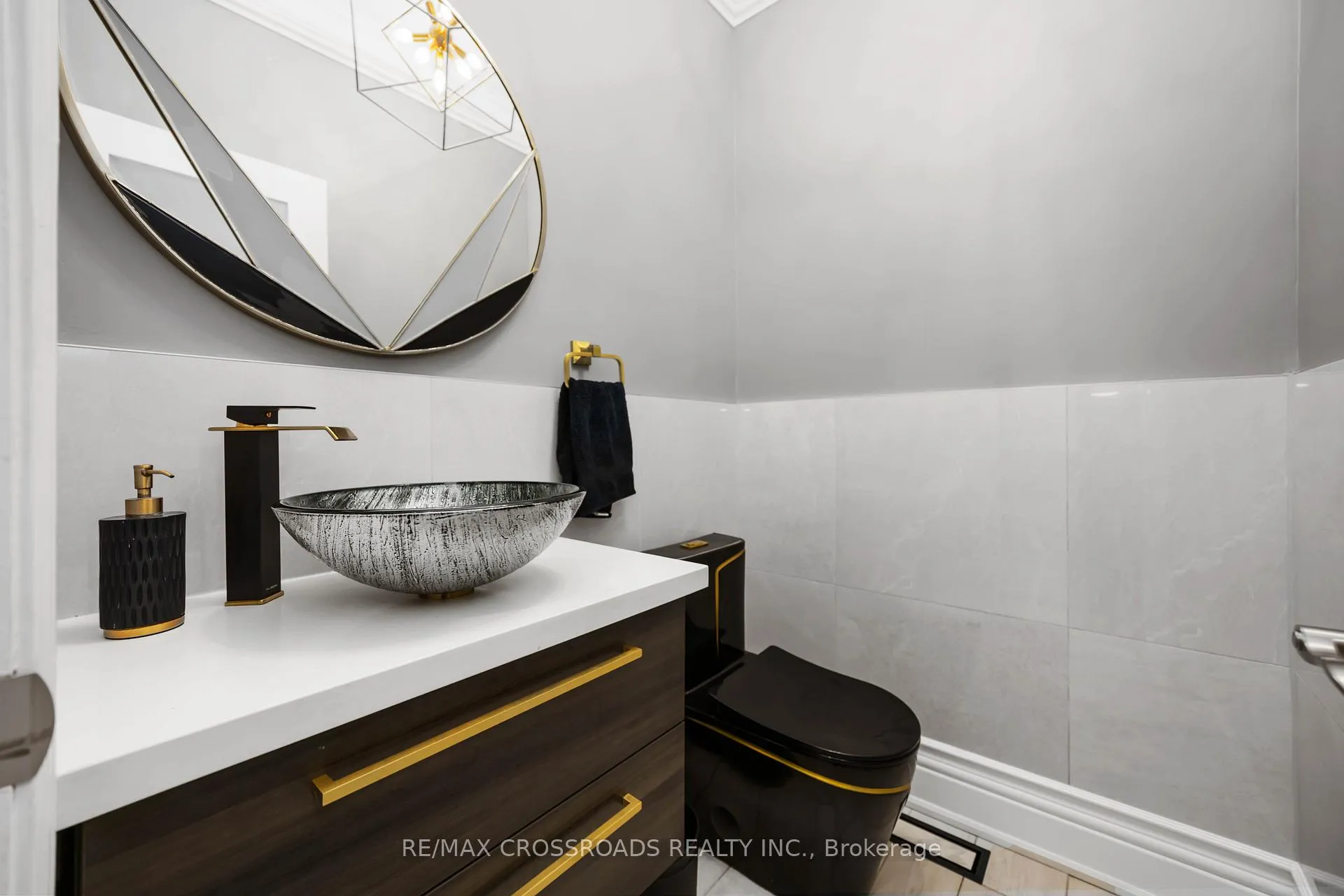 Photo 30 of 50 Grandlea Crescent, Markham, Rouge Fairways — HOMEH