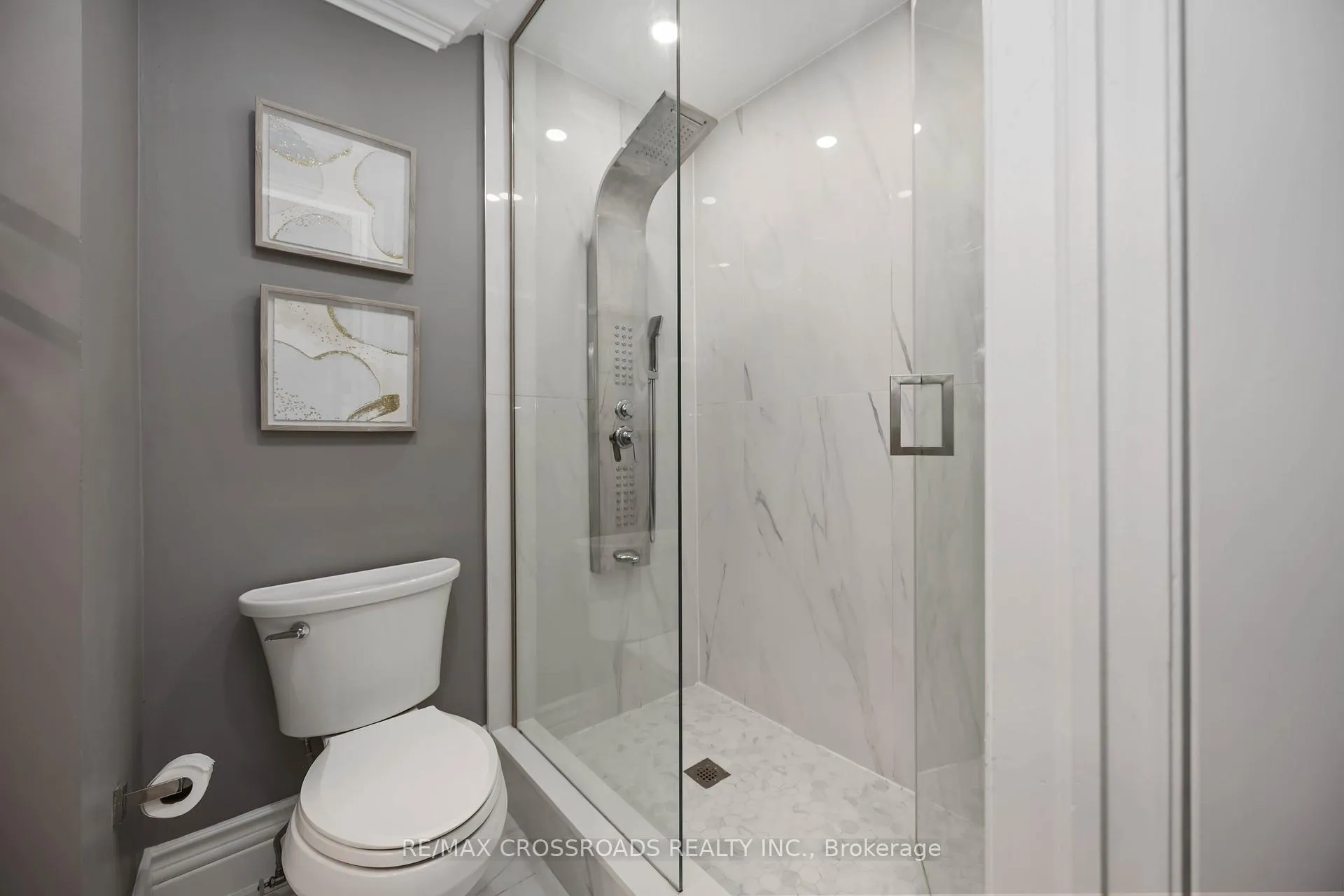 Photo 38 of 50 Grandlea Crescent, Markham, Rouge Fairways — HOMEH
