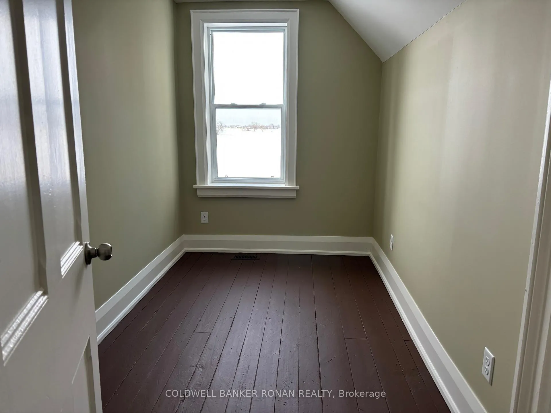 Photo 9 of 5490 9th Line, New Tecumseth, Rural New Tecumseth — HOMEH