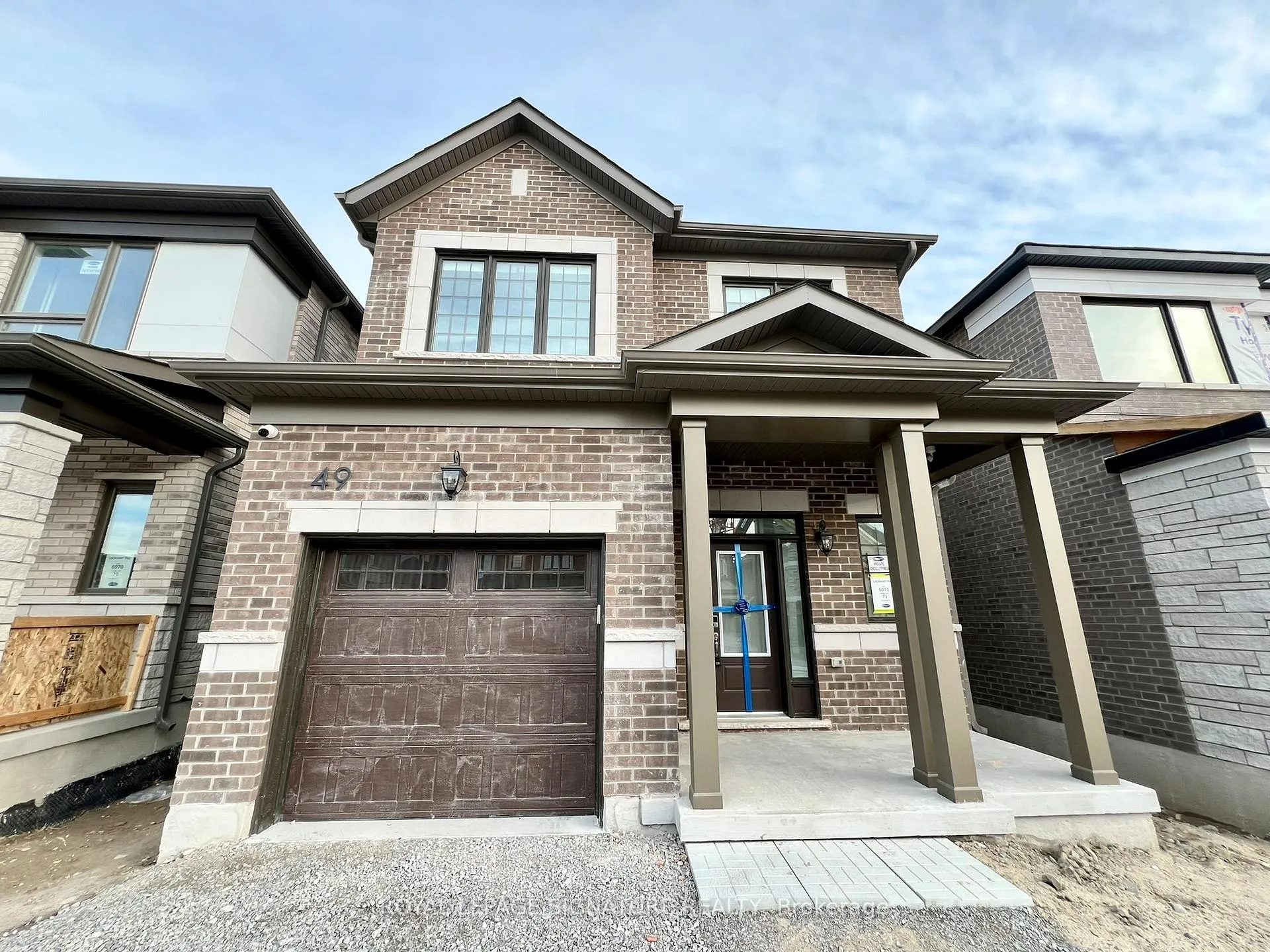 Photo 1 of 49 Suzuki Street, Barrie, Rural Barrie Southeast — HOMEH