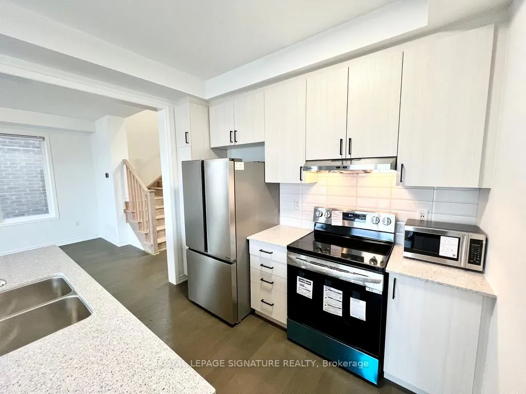 Photo 11 of 49 Suzuki Street, Barrie, Rural Barrie Southeast — HOMEH