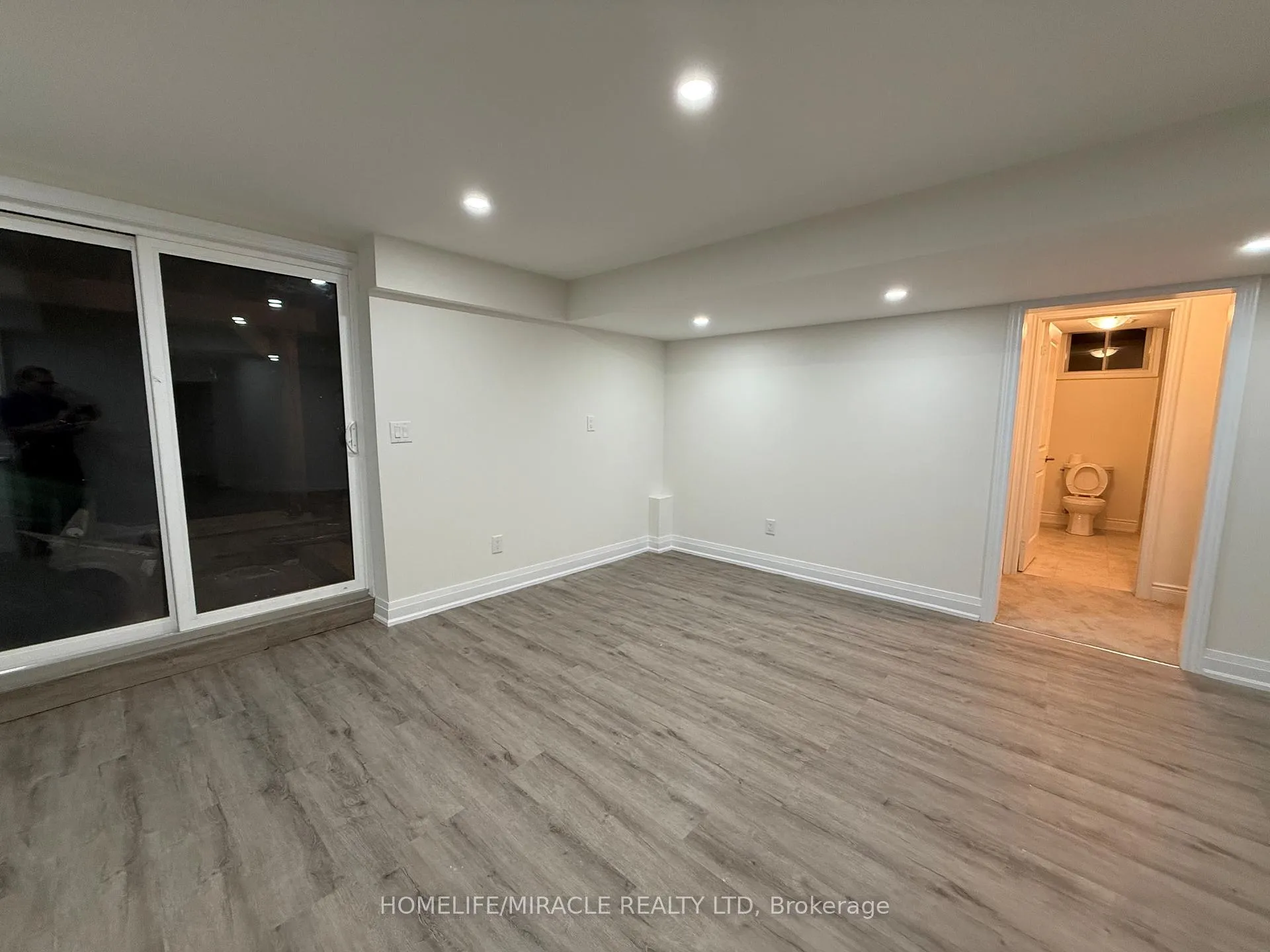 Photo 15 of 152 Stormont Trail, Vaughan, Vellore Village — HOMEH