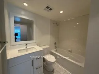 Photo 4 of Unit 1001, 168 Simcoe Street, Toronto, Bay Street Corridor — HOMEH