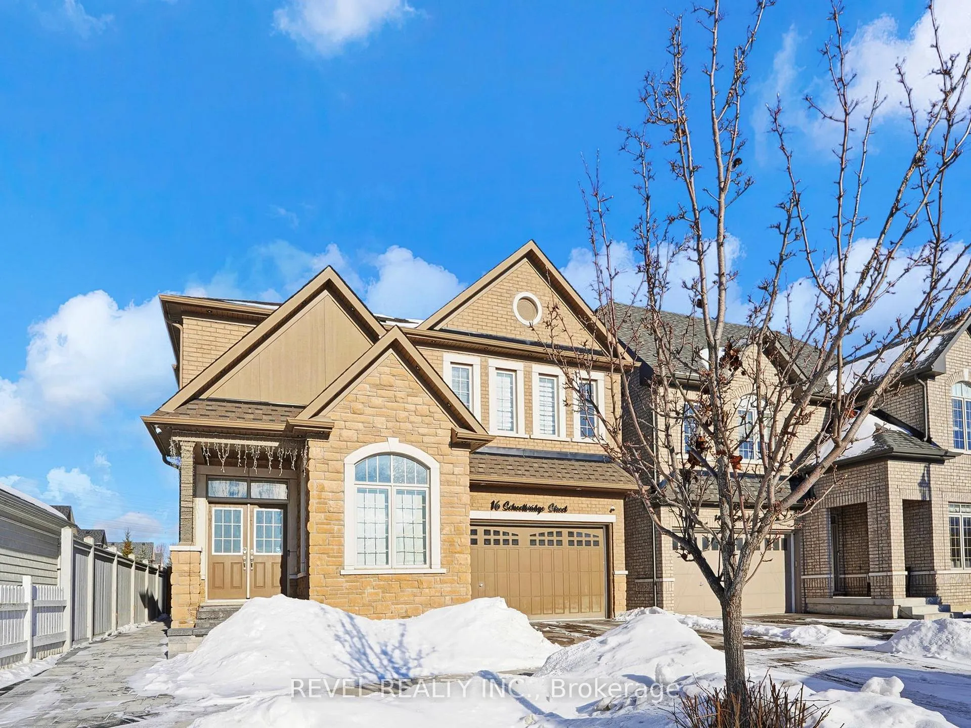 Photo 4 of 16 Schoolbridge Street, Ajax, Northwest Ajax — HOMEH