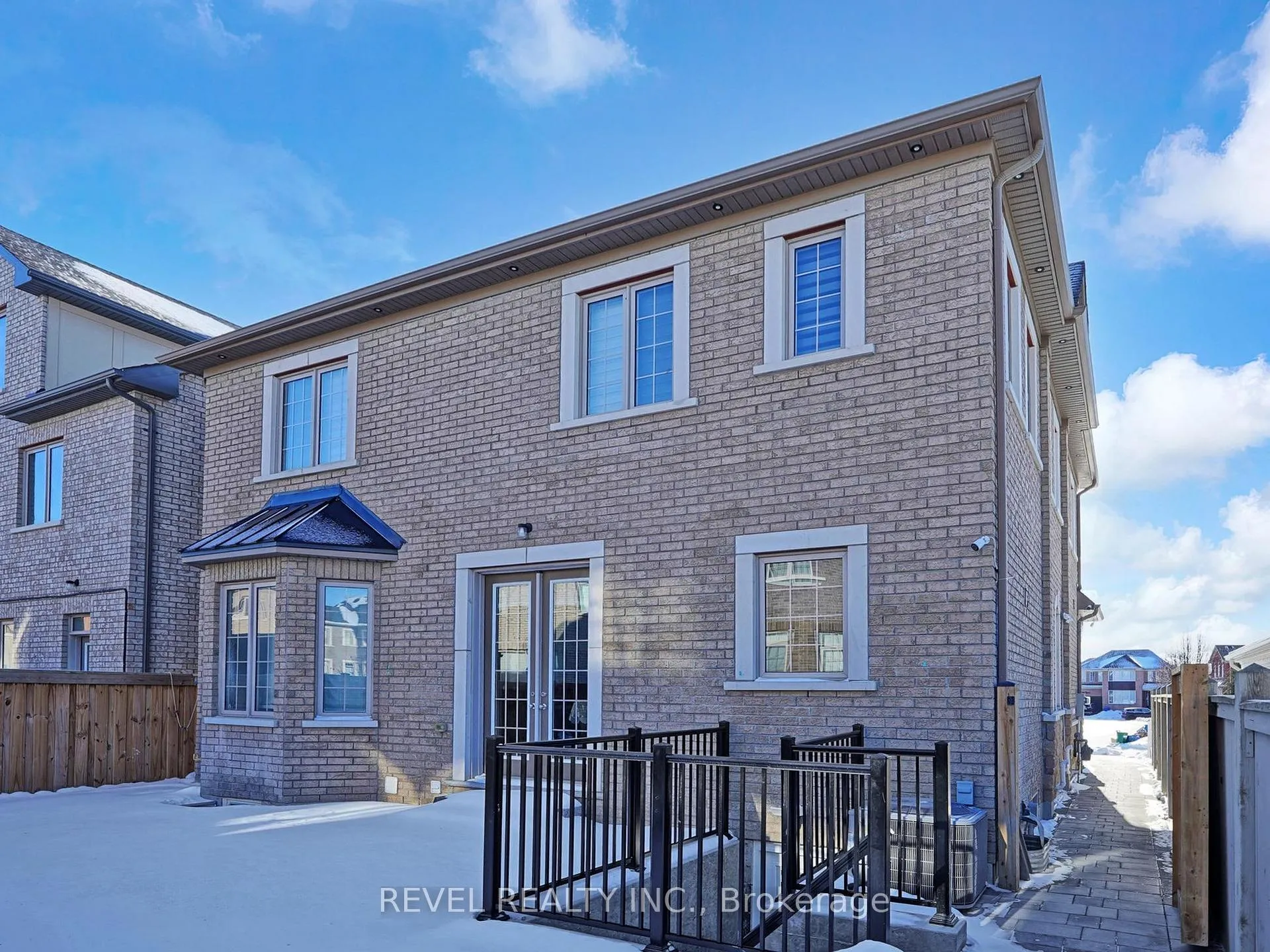 Photo 27 of 16 Schoolbridge Street, Ajax, Northwest Ajax — HOMEH