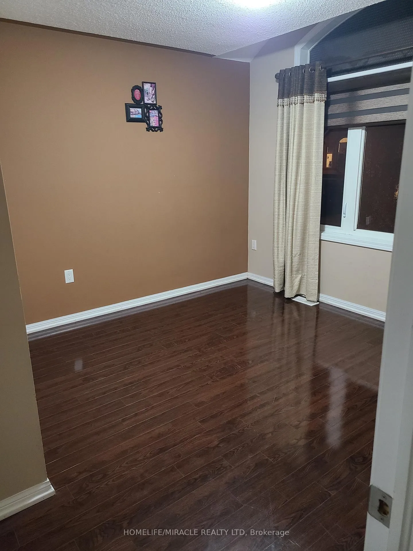 Photo 10 of 16 Seascape Crescent, Brampton, Brampton East — HOMEH
