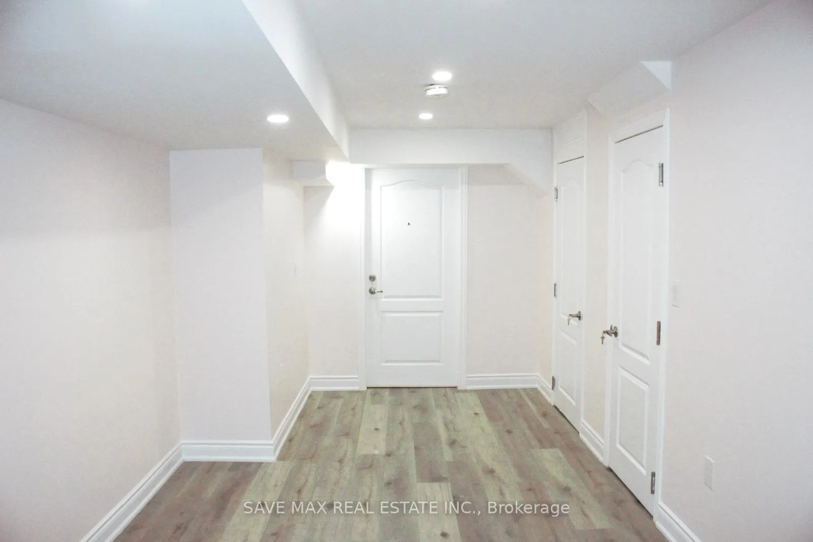 Photo 5 of 24 Lavallee Crescent, Brampton, Credit Valley — HOMEH