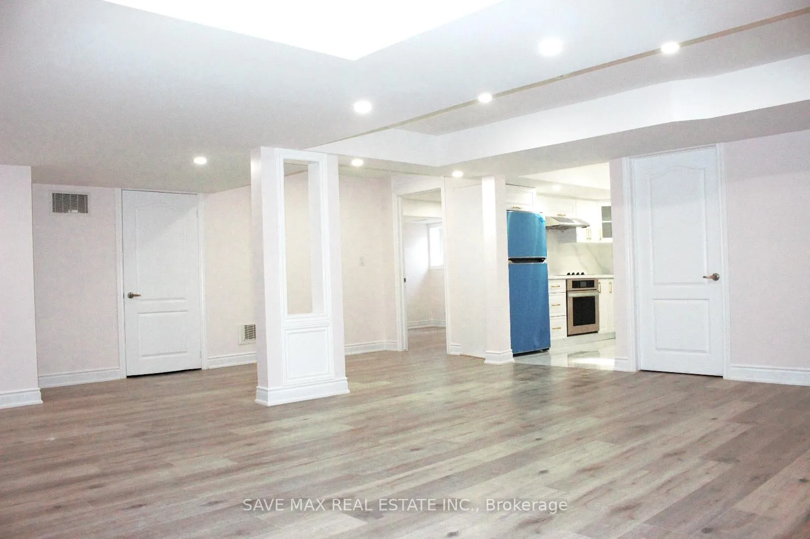 Photo 6 of 24 Lavallee Crescent, Brampton, Credit Valley — HOMEH