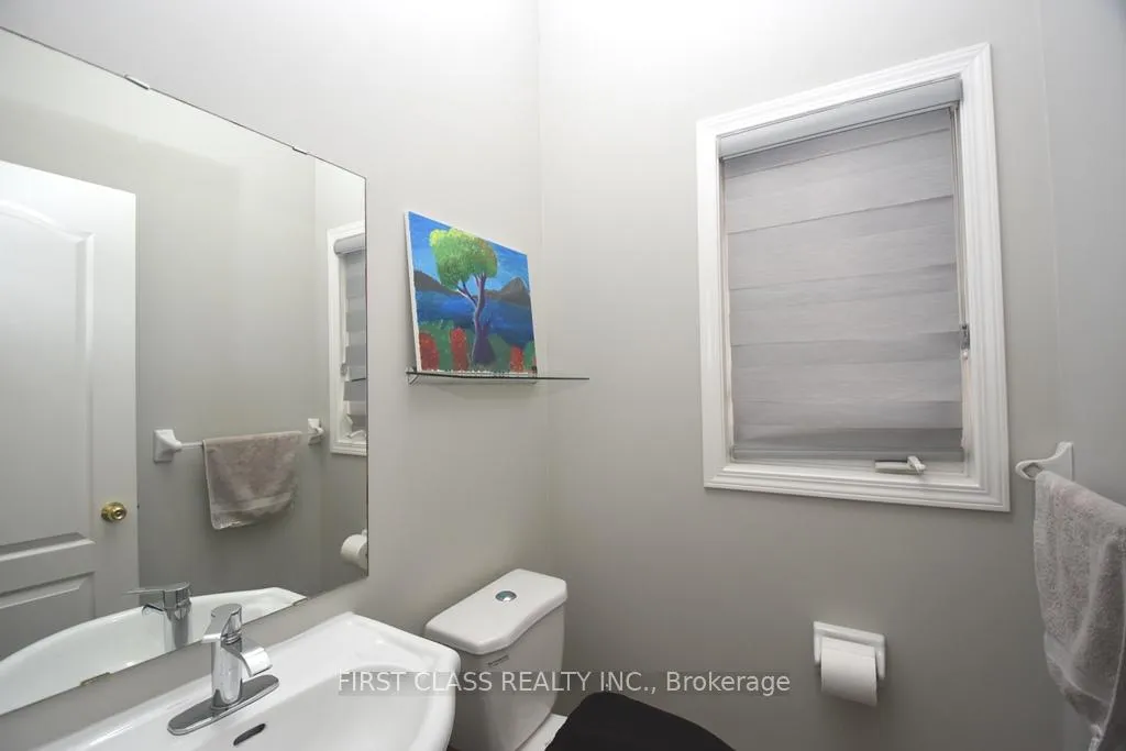Photo 3 of Unit Main, 21 Portstewart Crescent, Brampton, Credit Valley — HOMEH
