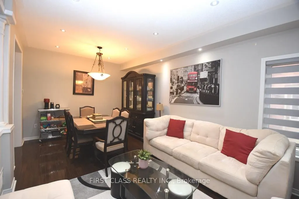 Photo 7 of Unit Main, 21 Portstewart Crescent, Brampton, Credit Valley — HOMEH