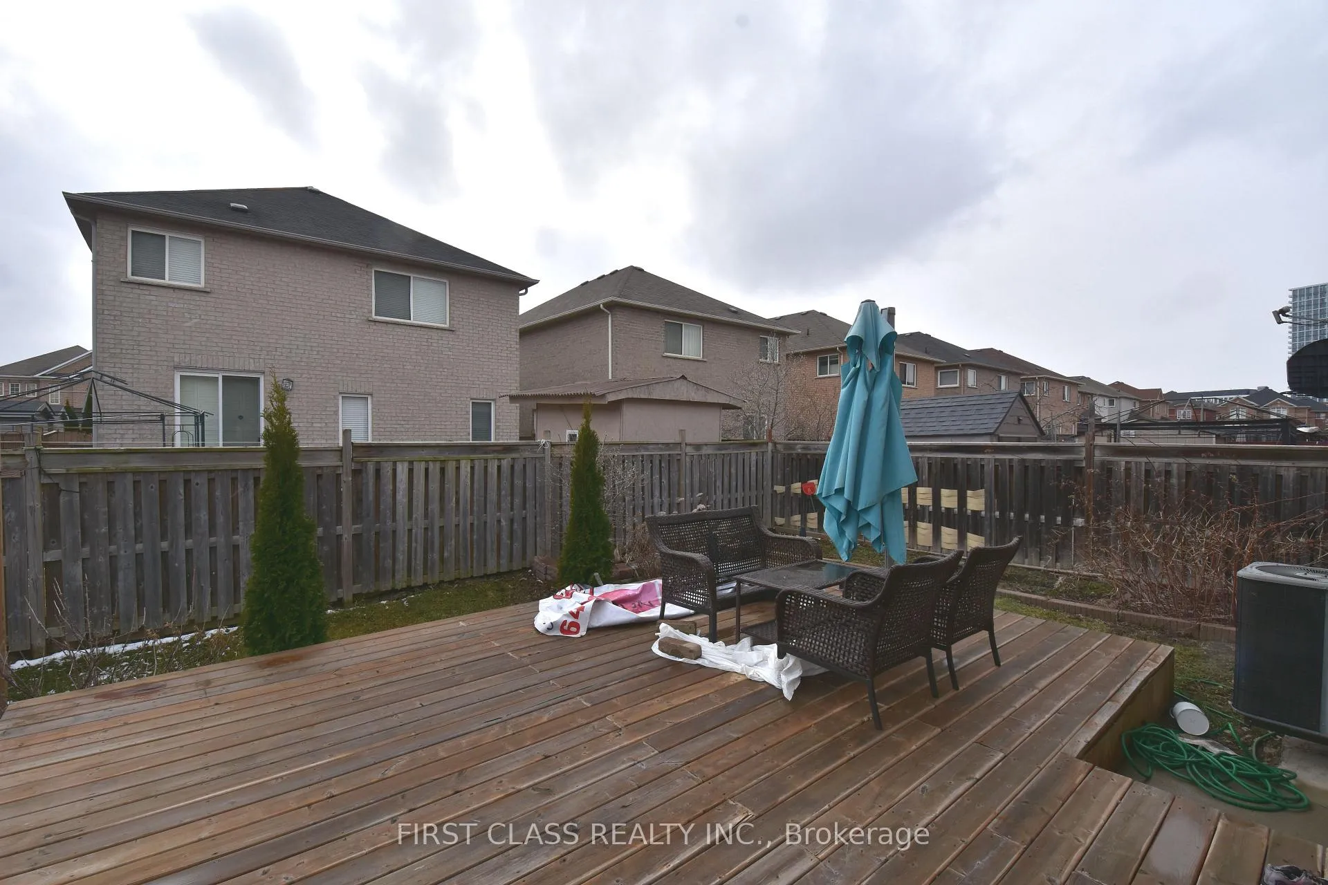 Photo 20 of Unit Main, 21 Portstewart Crescent, Brampton, Credit Valley — HOMEH