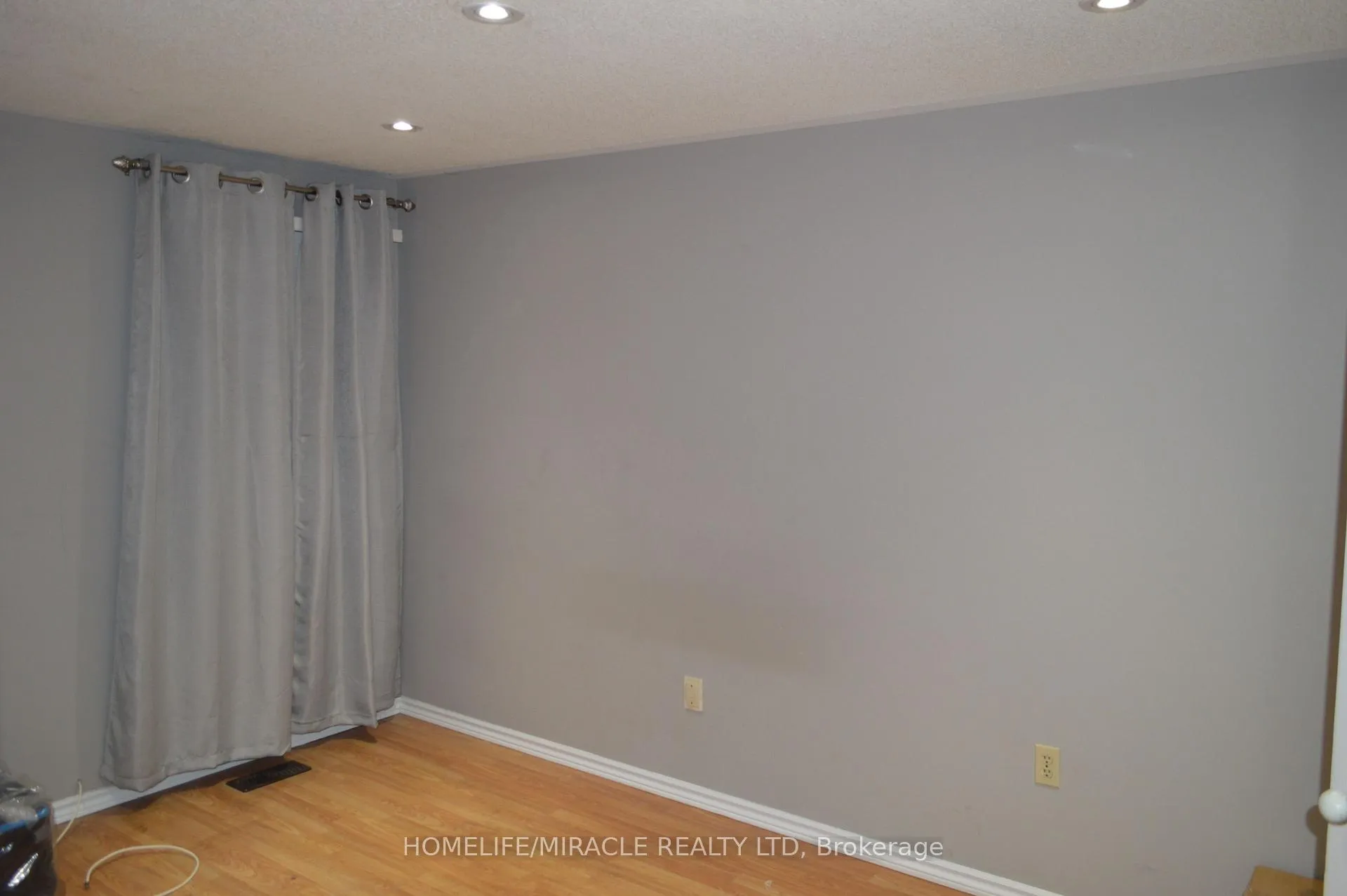 Photo 21 of 19 Ashbrook Way, Brampton, Fletcher's West — HOMEH