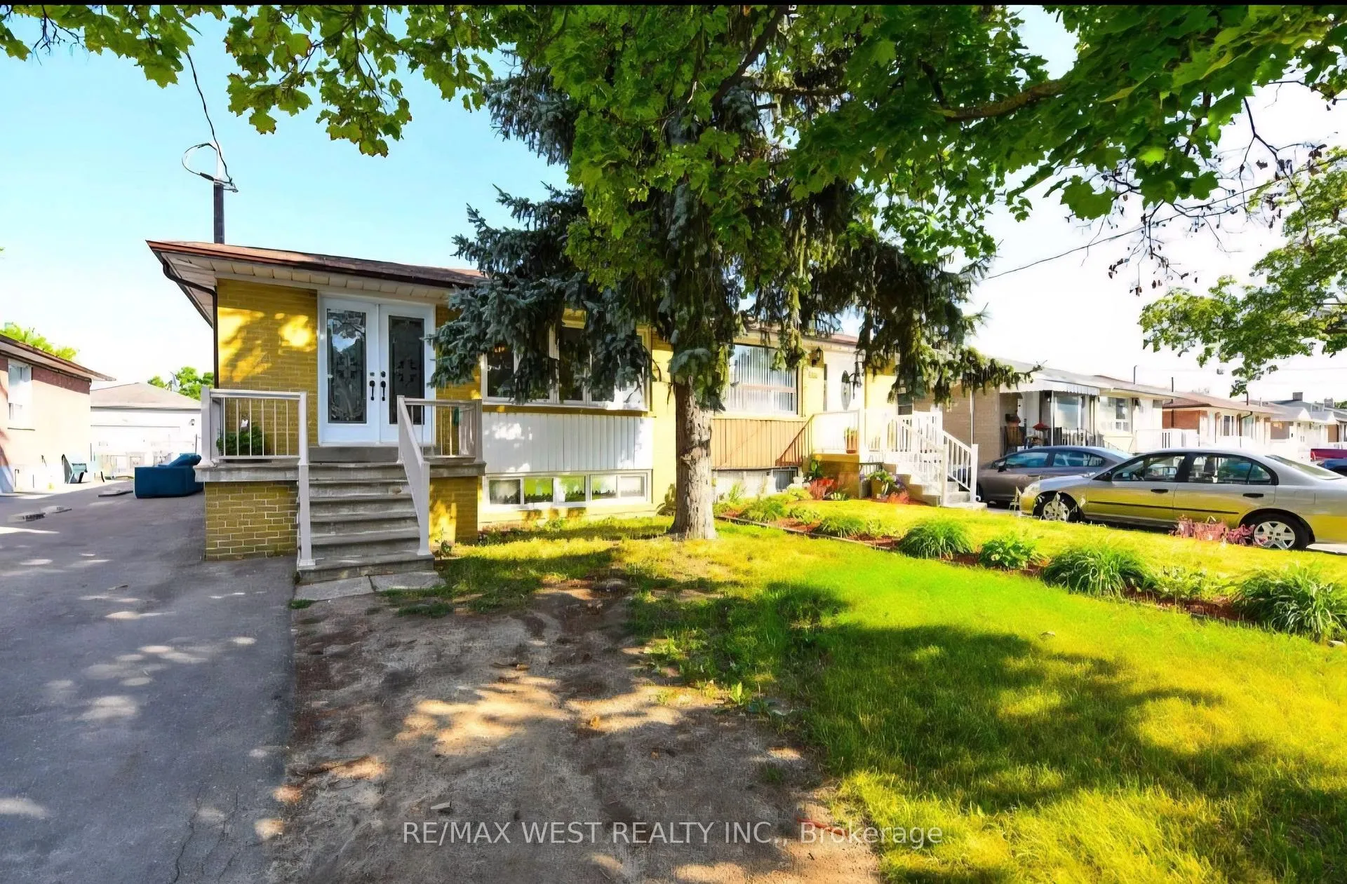 Photo 1 of 153 Vodden Street E, Brampton, Brampton North — HOMEH