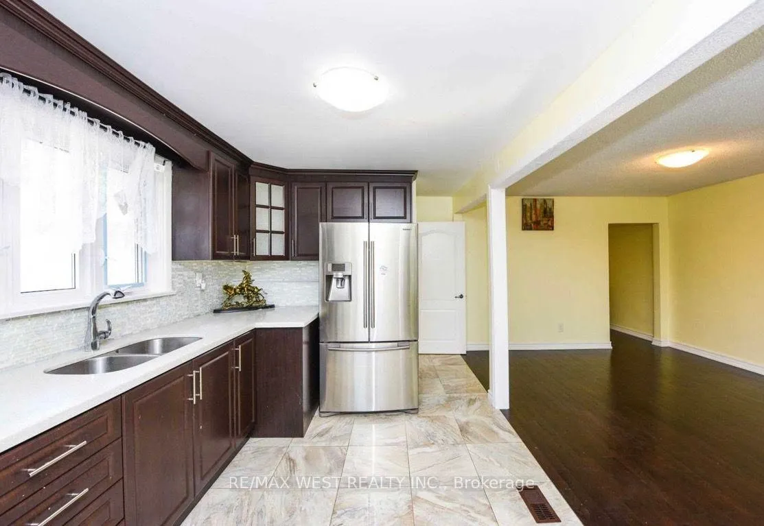 Photo 6 of 153 Vodden Street E, Brampton, Brampton North — HOMEH