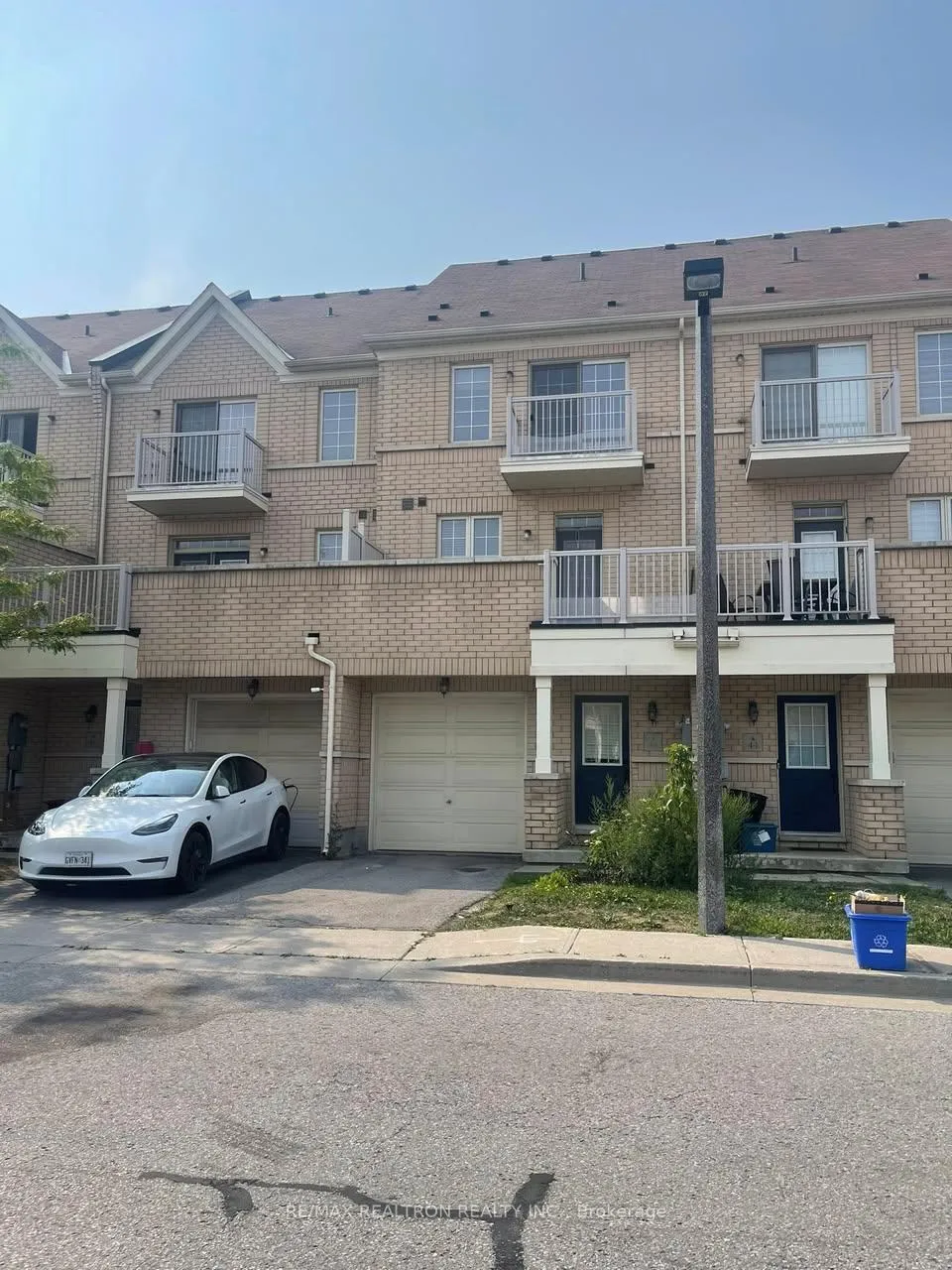 Photo 3 of Unit Upper, 46 Cathedral High Street, Markham, Cathedraltown — HOMEH