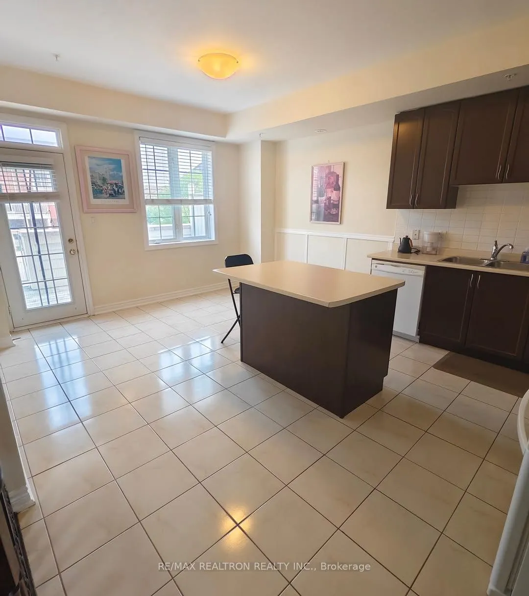 Photo 4 of Unit Upper, 46 Cathedral High Street, Markham, Cathedraltown — HOMEH