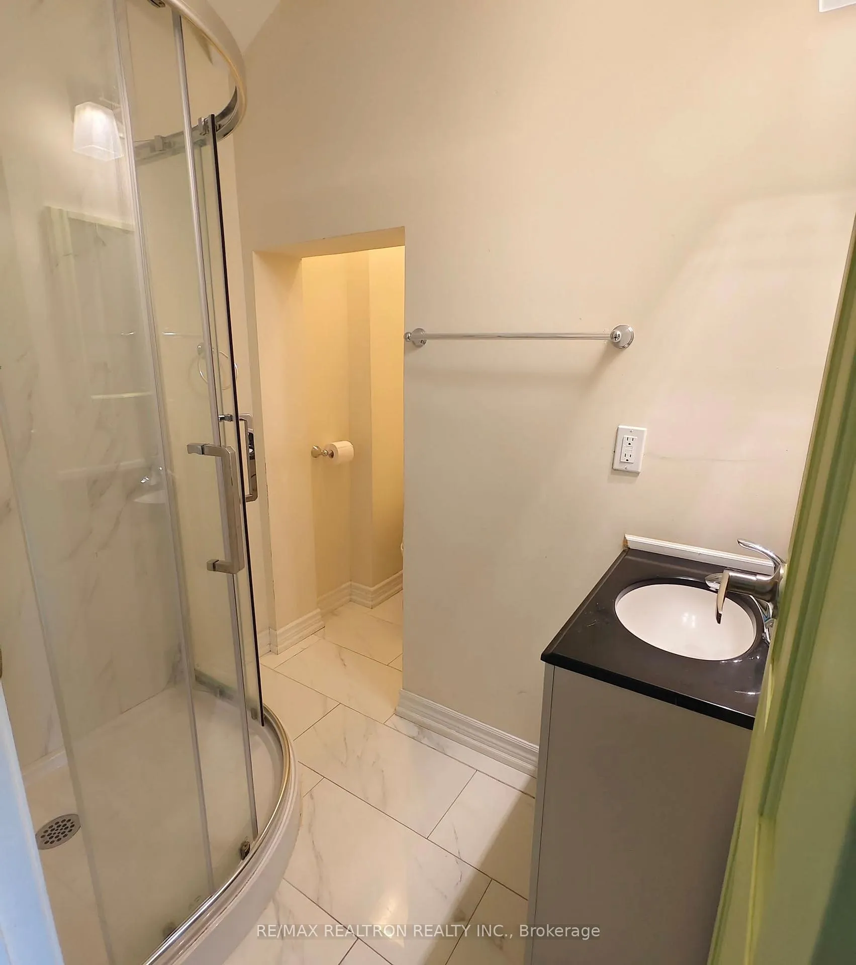 Photo 8 of Unit Upper, 46 Cathedral High Street, Markham, Cathedraltown — HOMEH