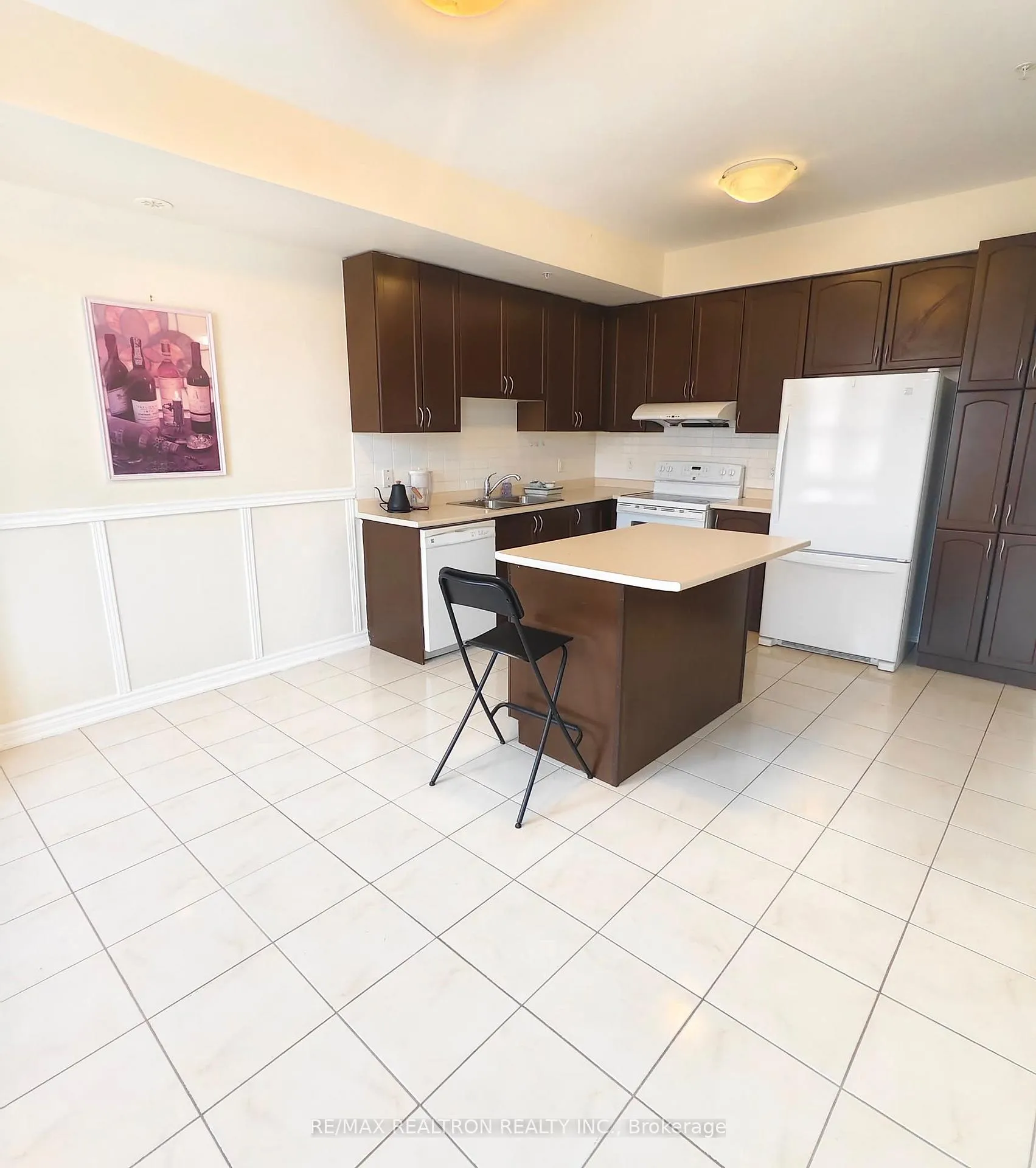 Photo 11 of Unit Upper, 46 Cathedral High Street, Markham, Cathedraltown — HOMEH
