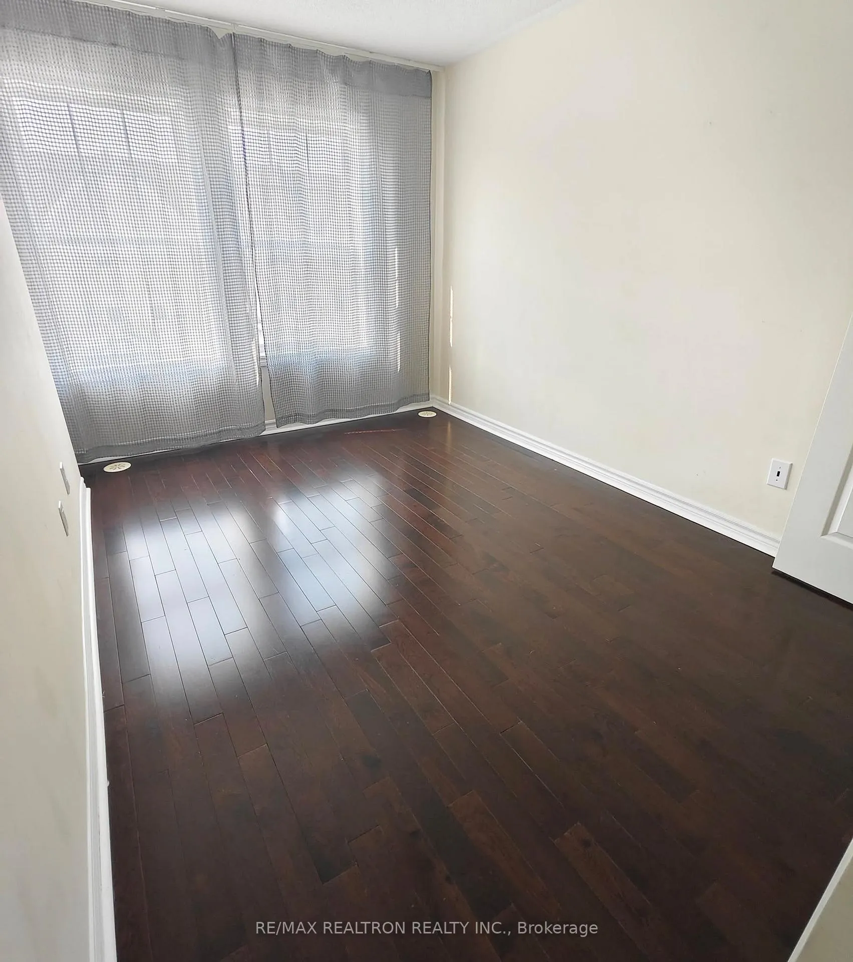 Photo 18 of Unit Upper, 46 Cathedral High Street, Markham, Cathedraltown — HOMEH