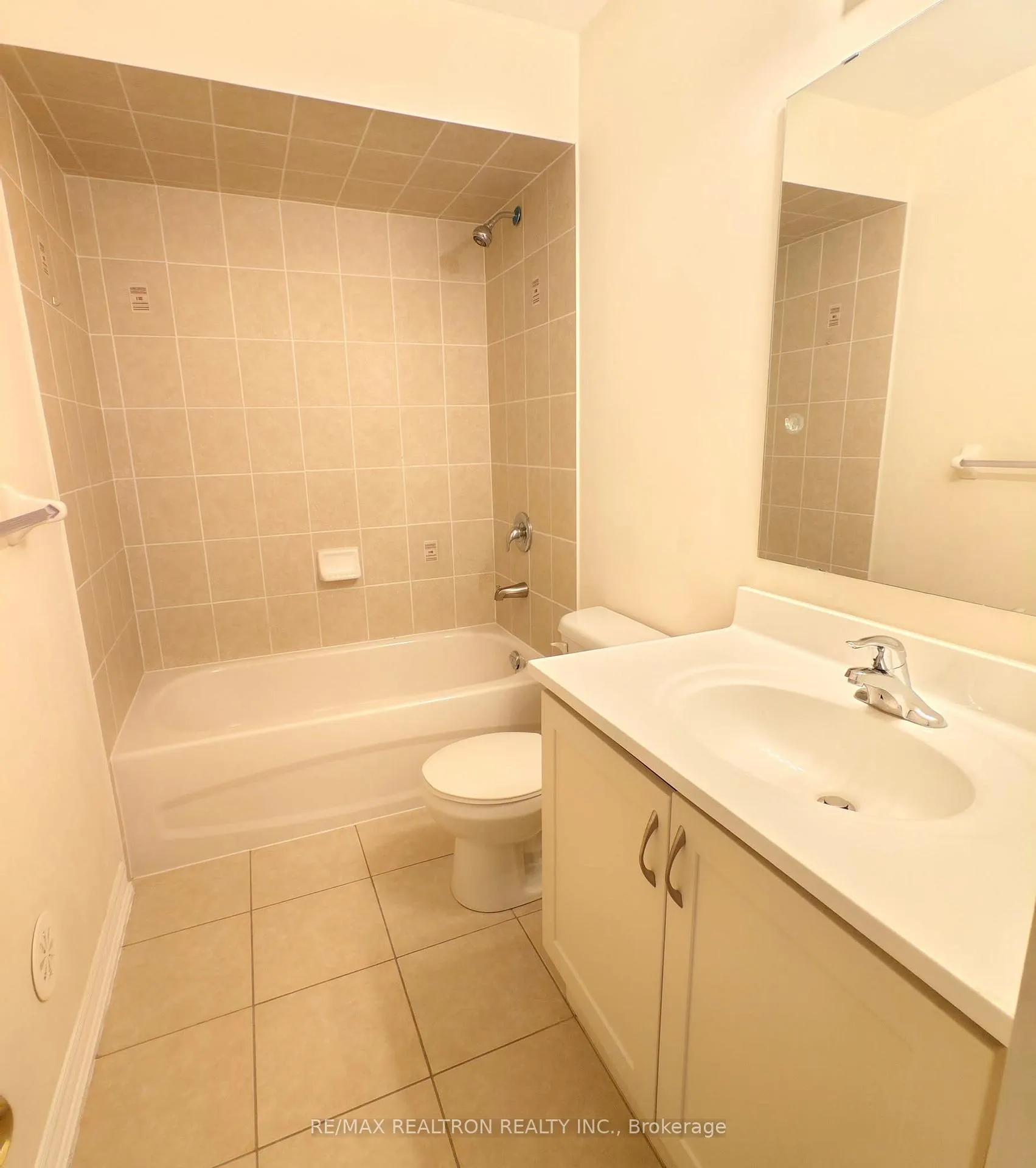 Photo 22 of Unit Upper, 46 Cathedral High Street, Markham, Cathedraltown — HOMEH