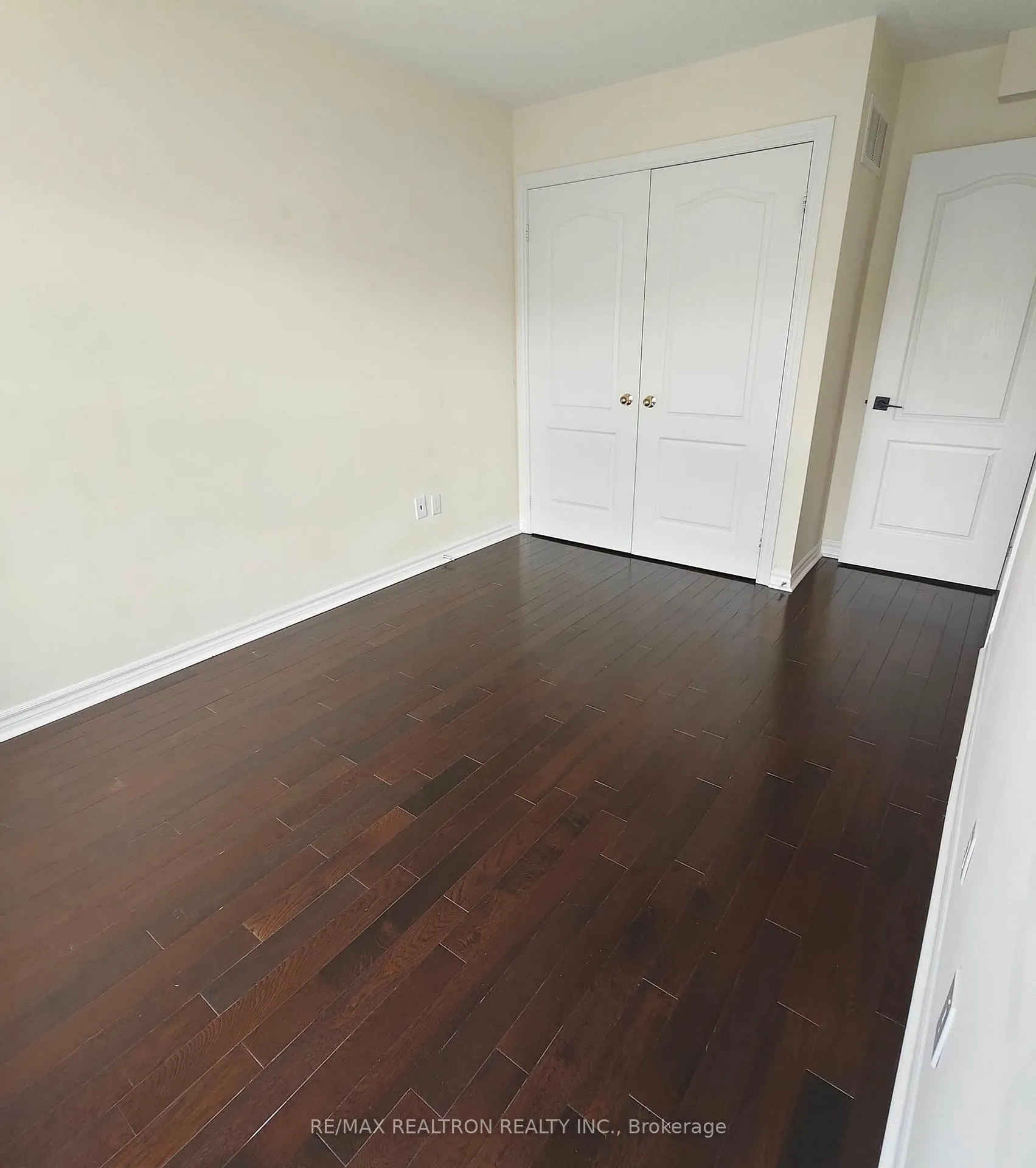 Photo 25 of Unit Upper, 46 Cathedral High Street, Markham, Cathedraltown — HOMEH