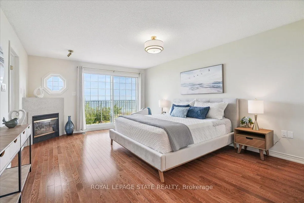 Photo 8 of 55 Edgewater Drive, Hamilton, Lakeshore — HOMEH