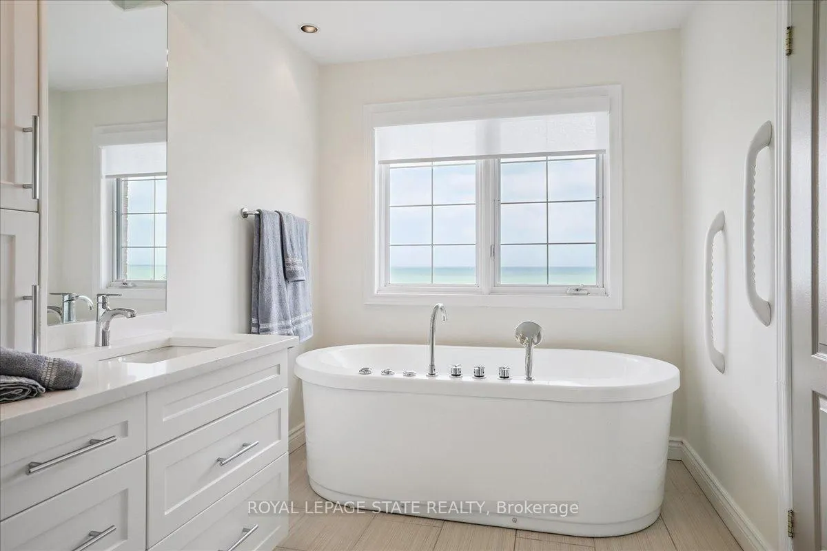 Photo 9 of 55 Edgewater Drive, Hamilton, Lakeshore — HOMEH