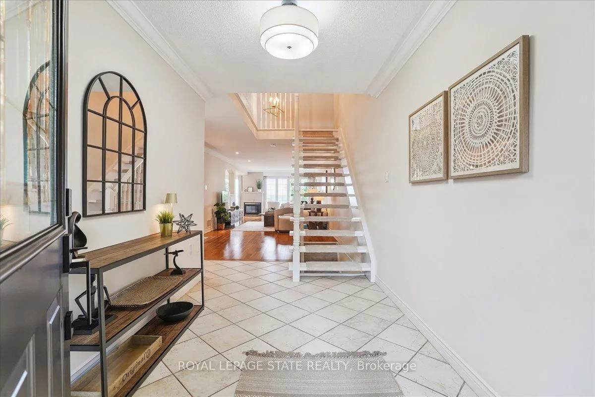 Photo 14 of 55 Edgewater Drive, Hamilton, Lakeshore — HOMEH