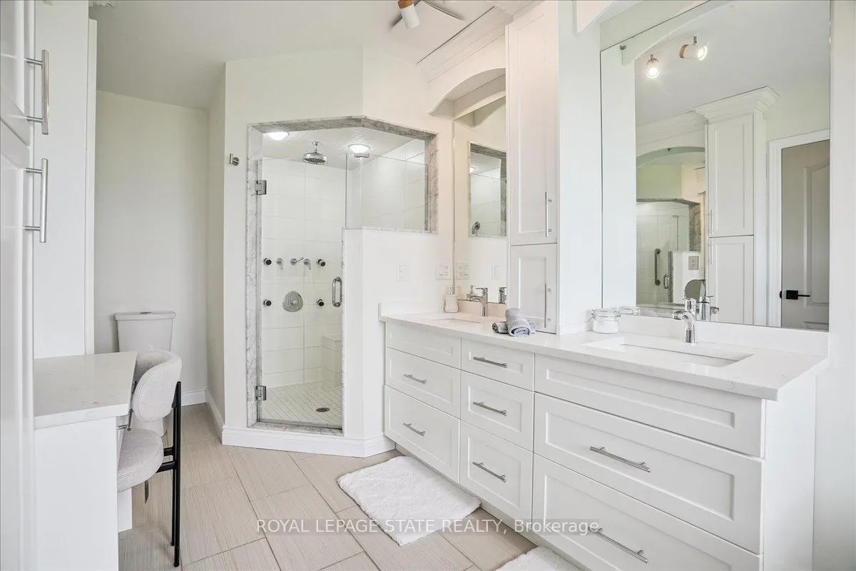 Photo 29 of 55 Edgewater Drive, Hamilton, Lakeshore — HOMEH