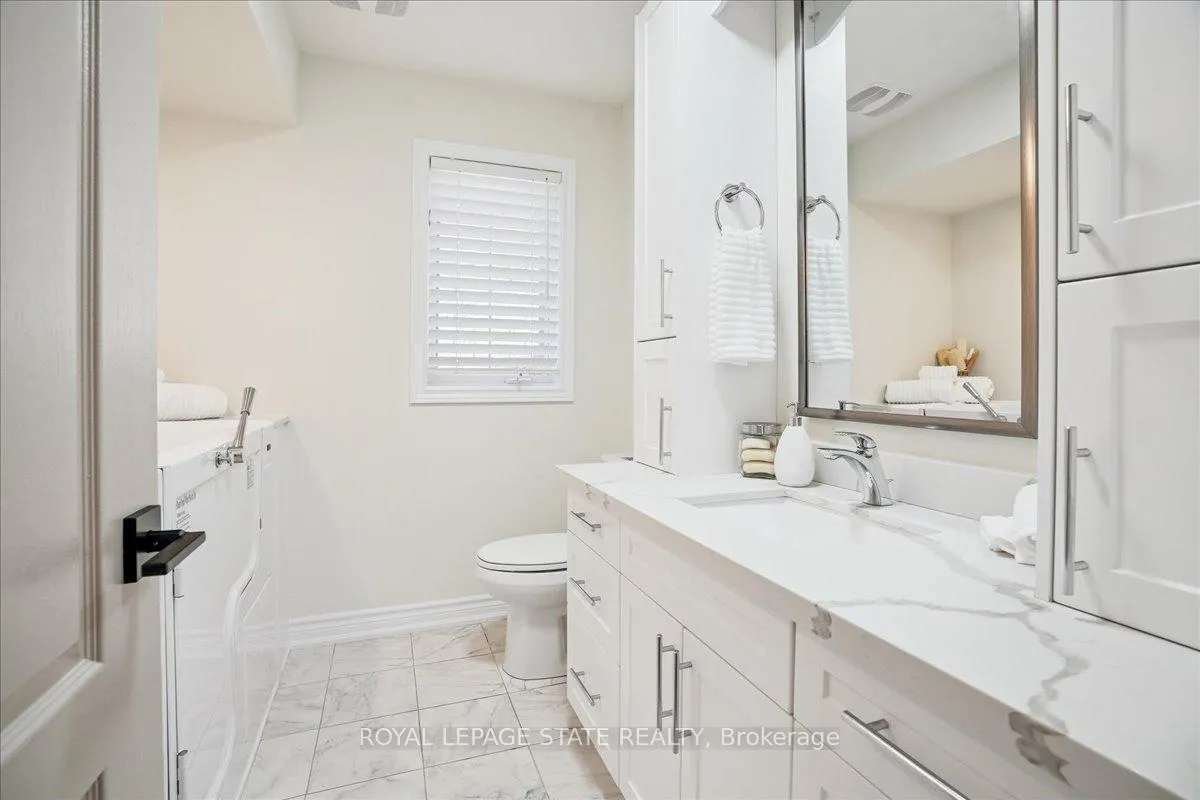 Photo 35 of 55 Edgewater Drive, Hamilton, Lakeshore — HOMEH