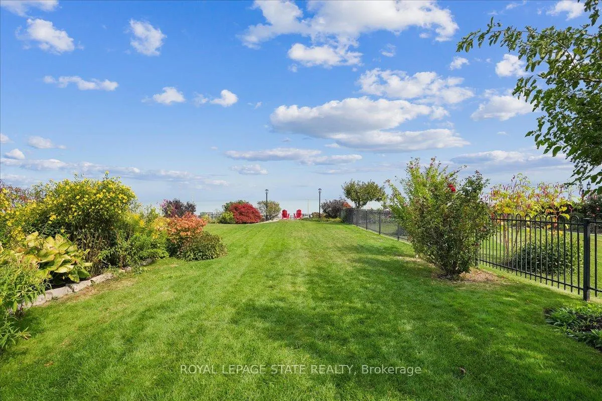 Photo 41 of 55 Edgewater Drive, Hamilton, Lakeshore — HOMEH