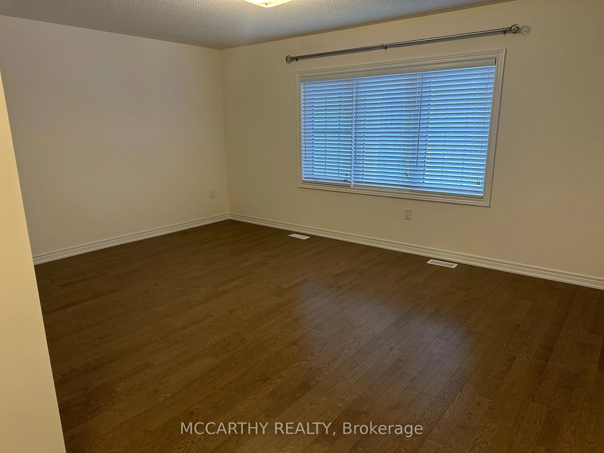Photo 15 of 455 Black Cherry Crescent, Shelburne — HOMEH