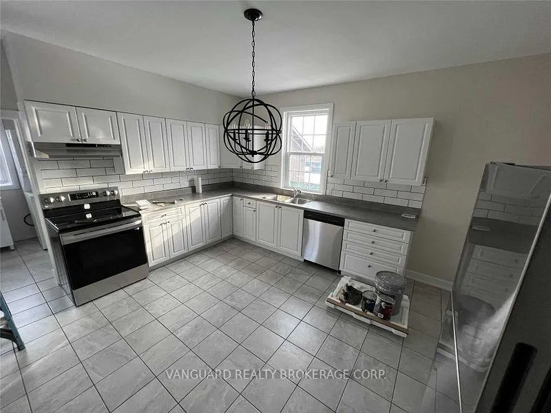 Photo 1 of Unit Main, 830 Nashville Road, Vaughan, Kleinburg — HOMEH