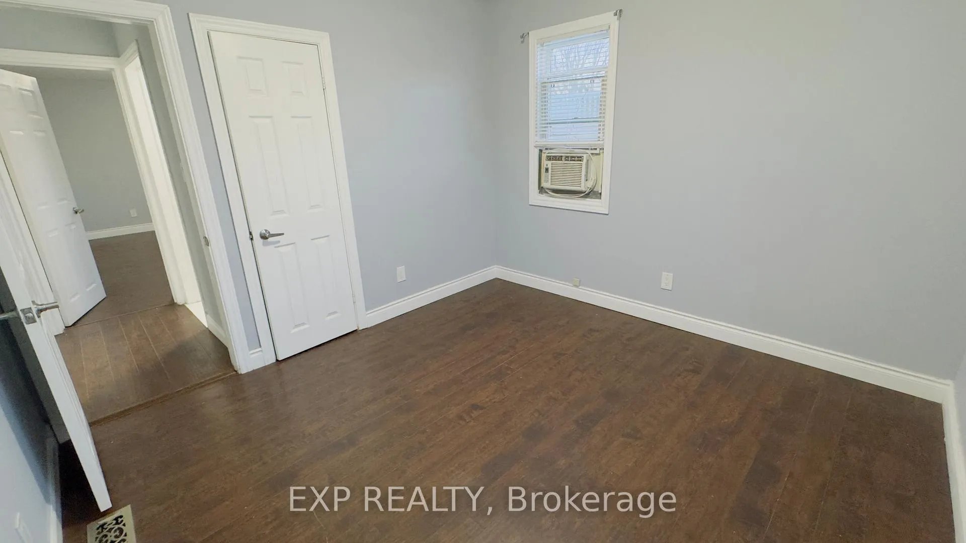 Photo 5 of Unit Main, 39 Centennial Parkway S, Hamilton, Stoney Creek — HOMEH