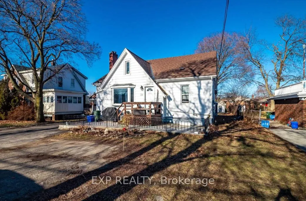 Photo 32 of Unit Main, 39 Centennial Parkway S, Hamilton, Stoney Creek — HOMEH