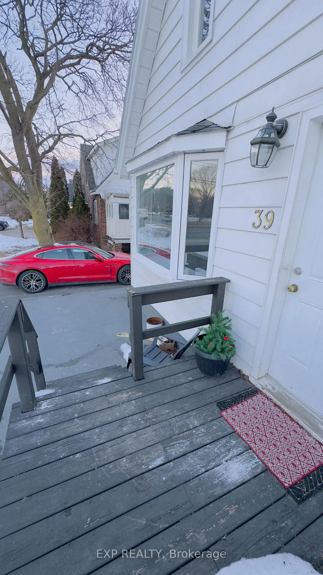 Photo 34 of Unit Main, 39 Centennial Parkway S, Hamilton, Stoney Creek — HOMEH