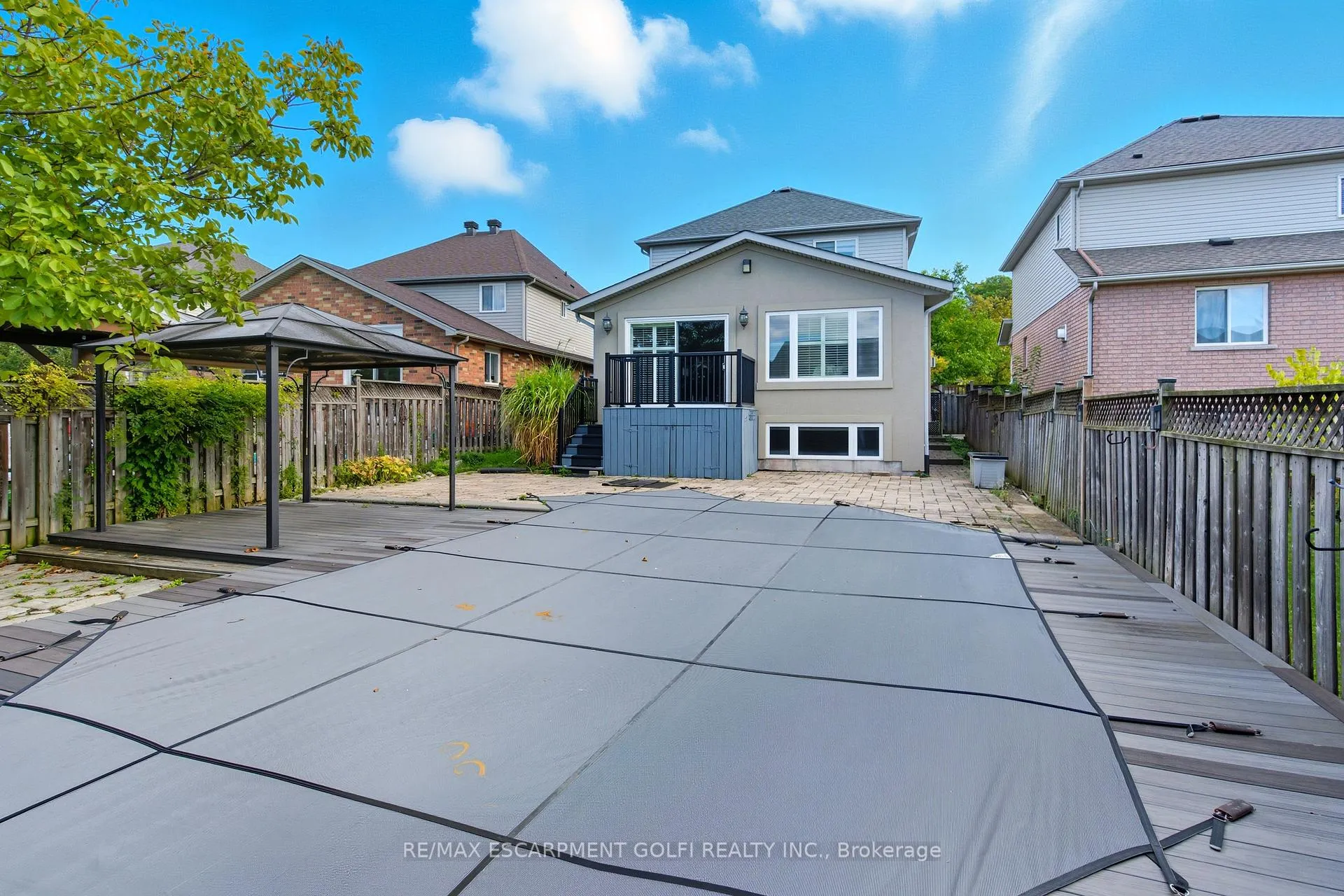 Photo 40 of 213 Dorchester Drive, Grimsby, Grimsby East — HOMEH