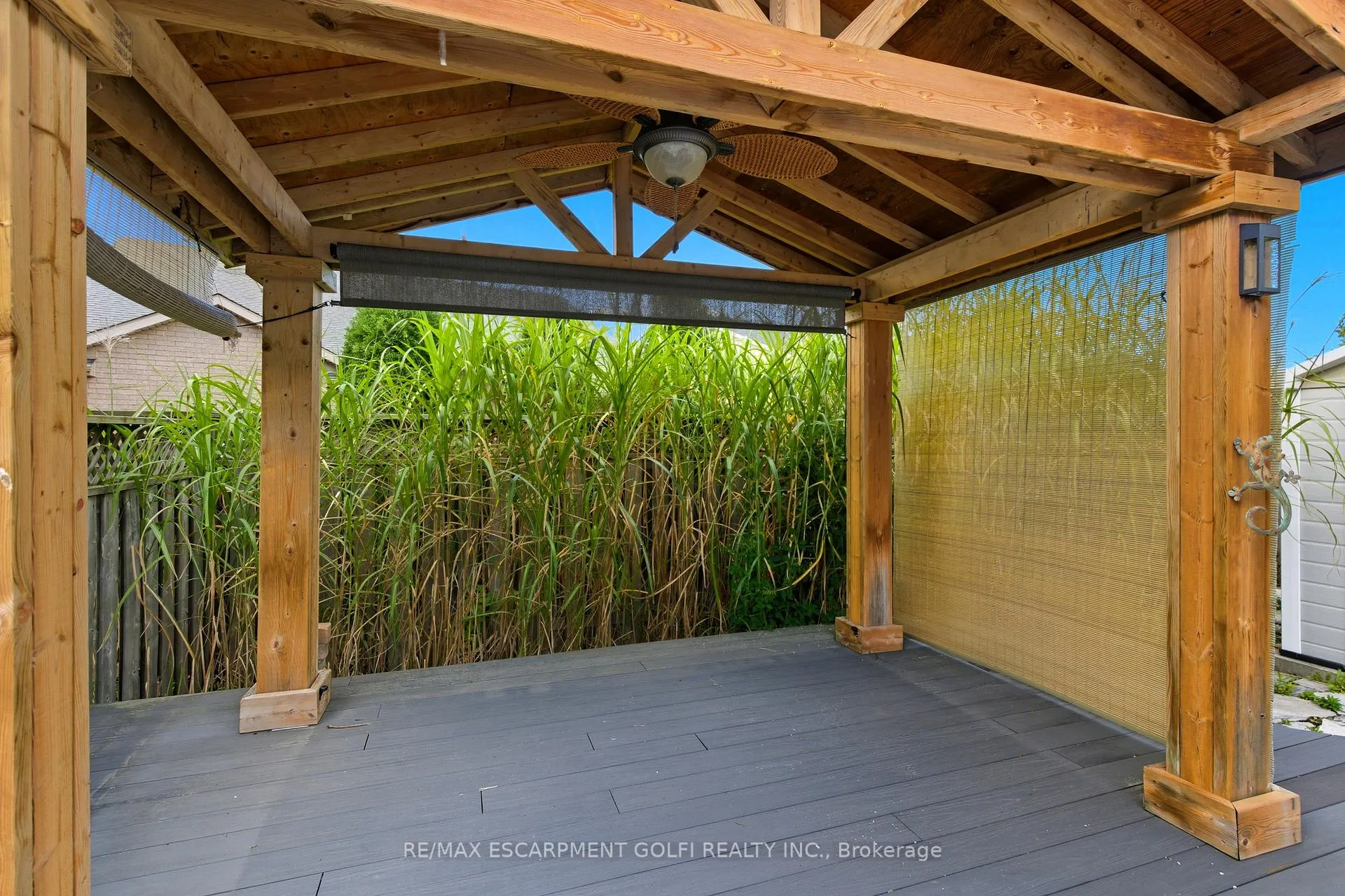 Photo 41 of 213 Dorchester Drive, Grimsby, Grimsby East — HOMEH